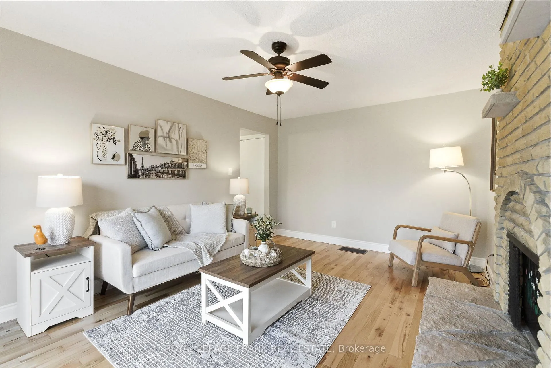 Photo 27 of 565 Charrington Avenue, Oshawa, Centennial — HOMEH