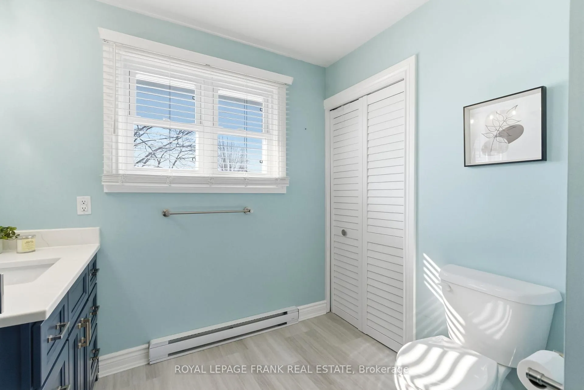 Photo 39 of 565 Charrington Avenue, Oshawa, Centennial — HOMEH