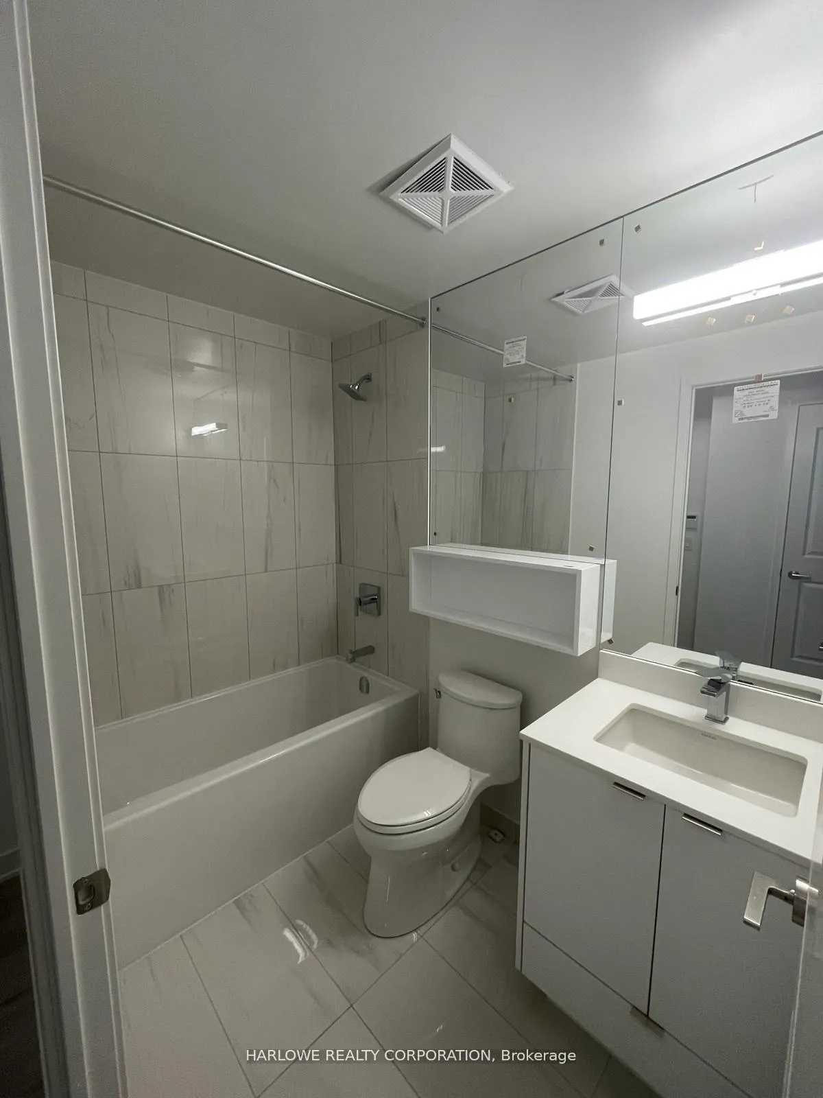 Photo 11 of Unit 3711, 100 Dalhousie Street, Toronto, Waterfront Communities — HOMEH