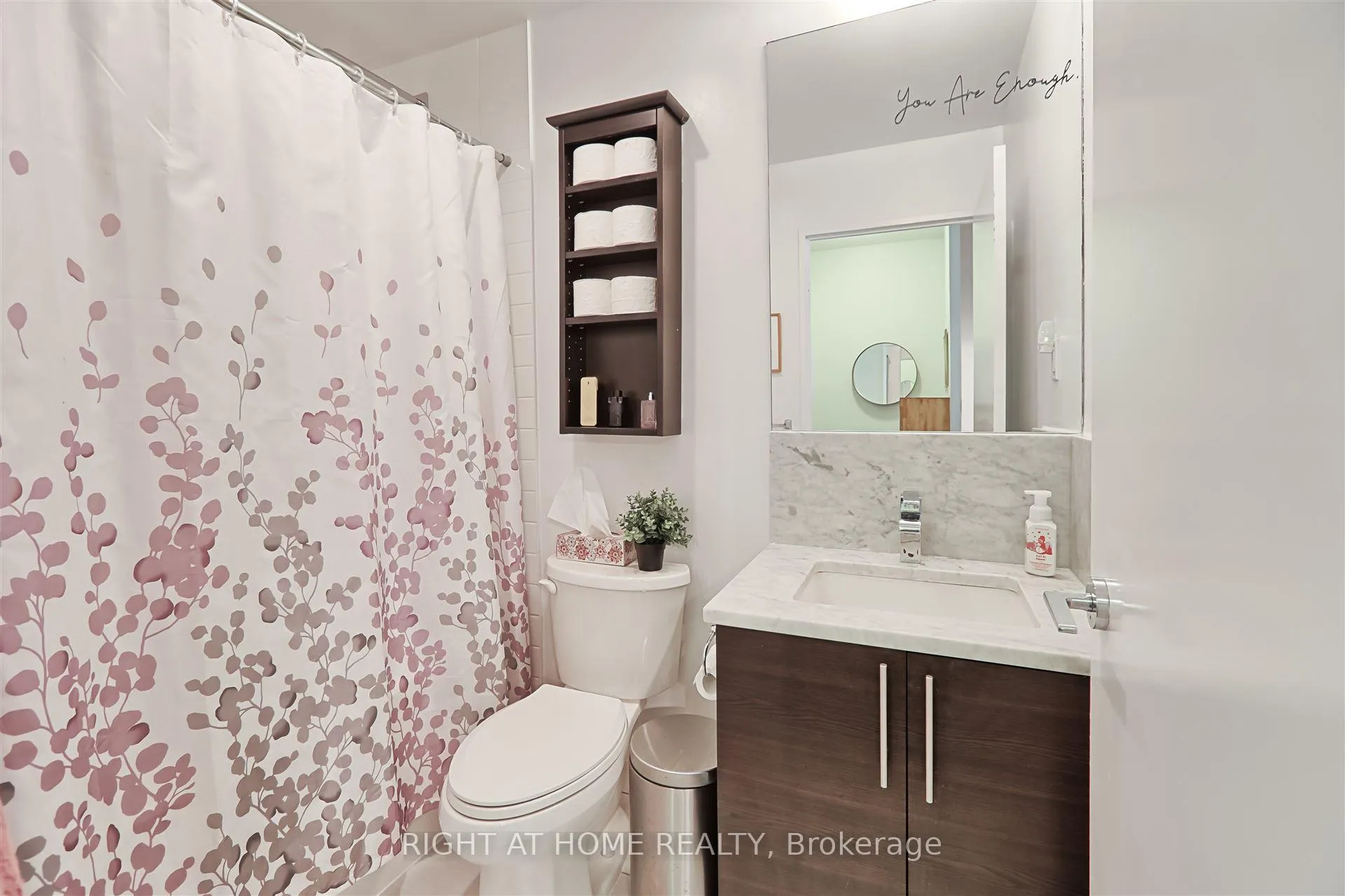Photo 15 of Unit 908, 83 Redpath Avenue, Toronto, Mount Pleasant West — HOMEH