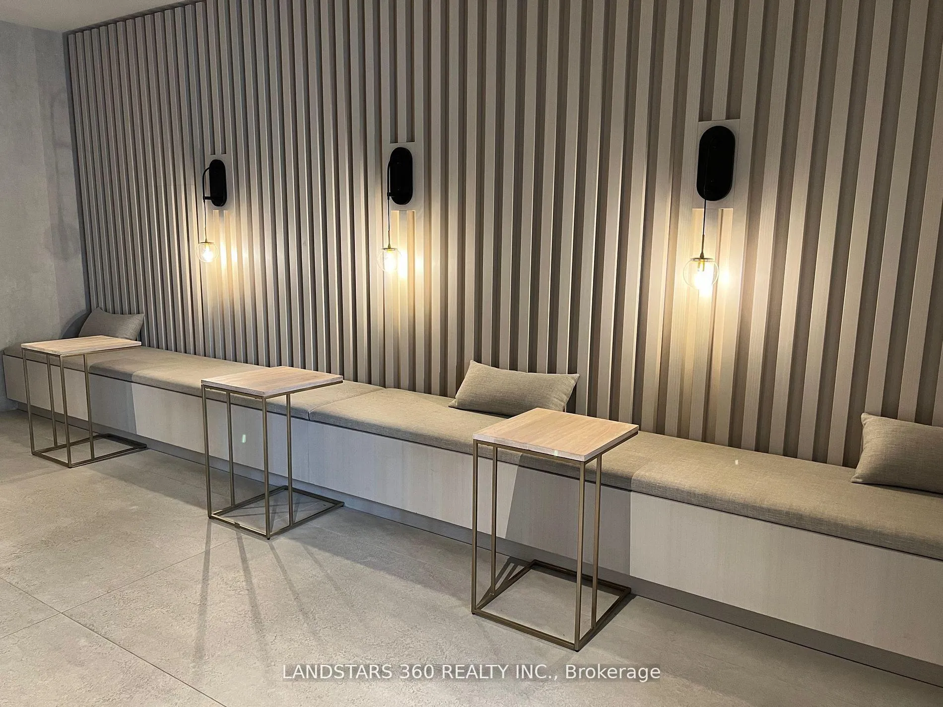 Photo 6 of Unit 6711, 55 Cooper Street, Toronto, Waterfront Communities — HOMEH