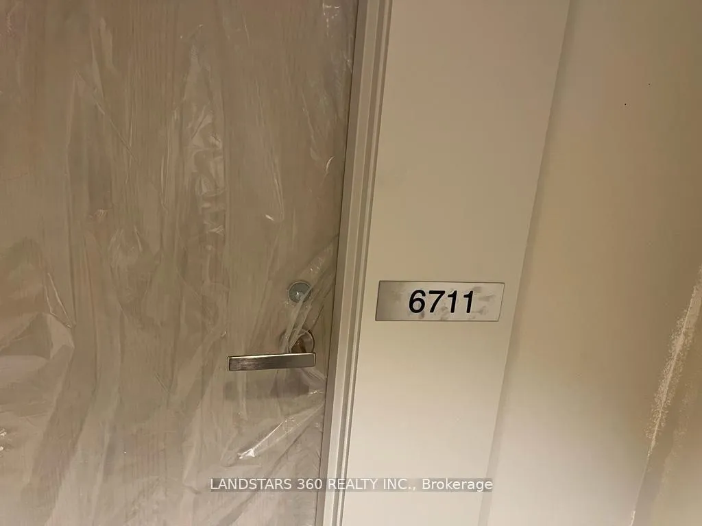 Photo 9 of Unit 6711, 55 Cooper Street, Toronto, Waterfront Communities — HOMEH