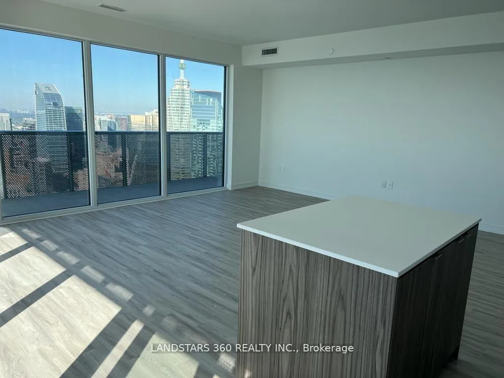 Photo 12 of Unit 6711, 55 Cooper Street, Toronto, Waterfront Communities — HOMEH