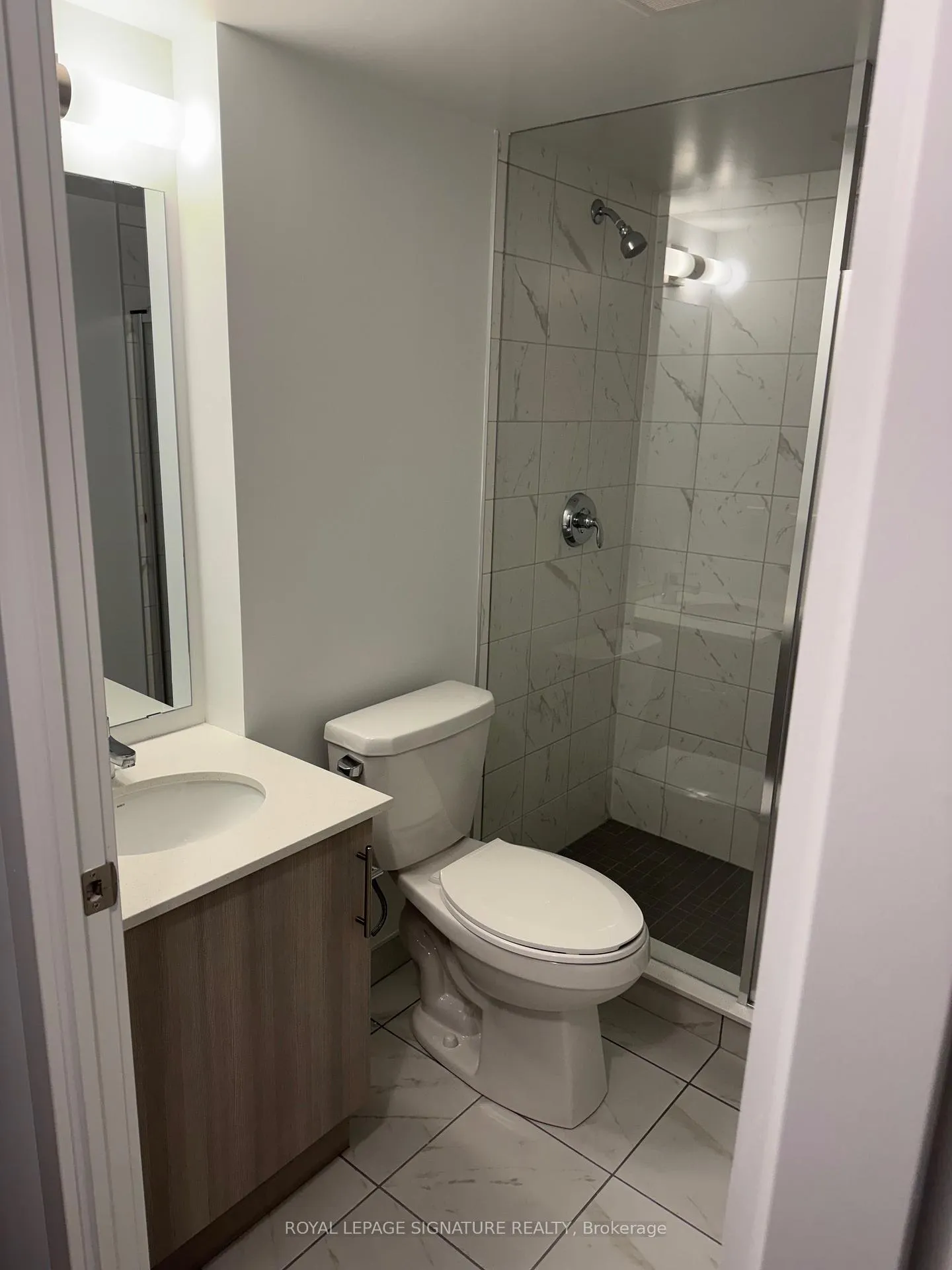 Photo 6 of Unit 2202, 1435 Celebration Drive, Pickering, Bay Ridges — HOMEH
