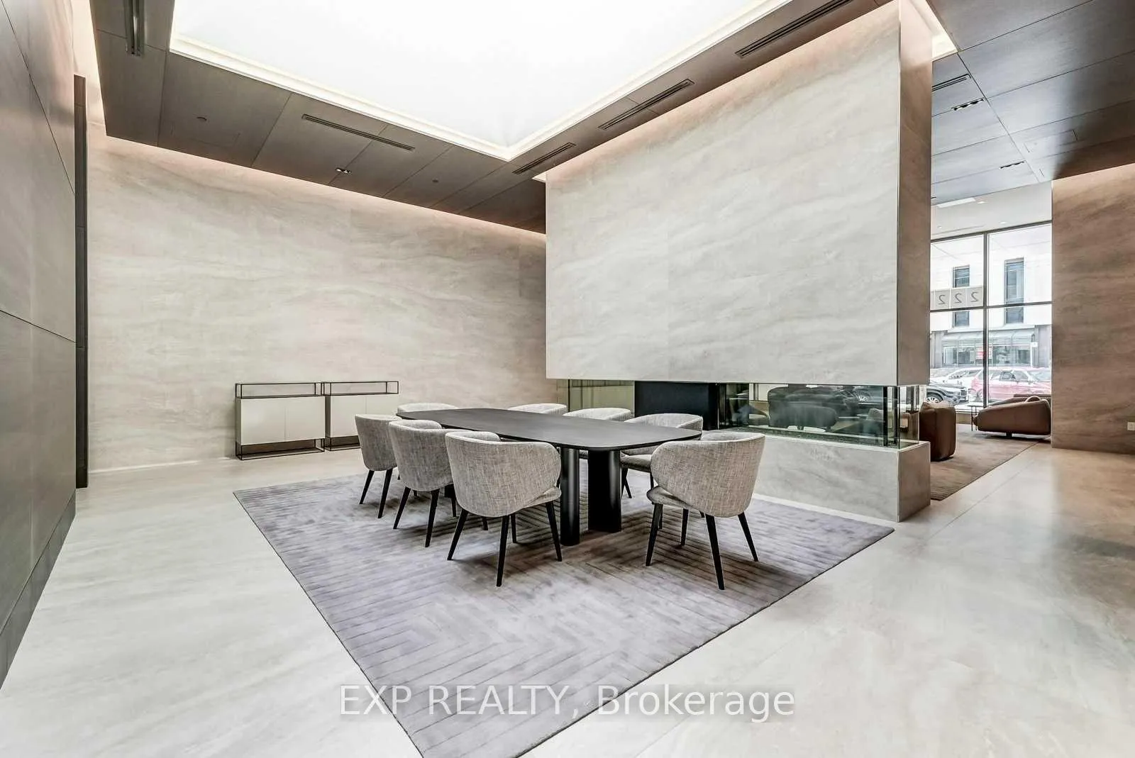 Photo 3 of Unit 1306, 2221 yonge Street, Toronto, Mount Pleasant West — HOMEH