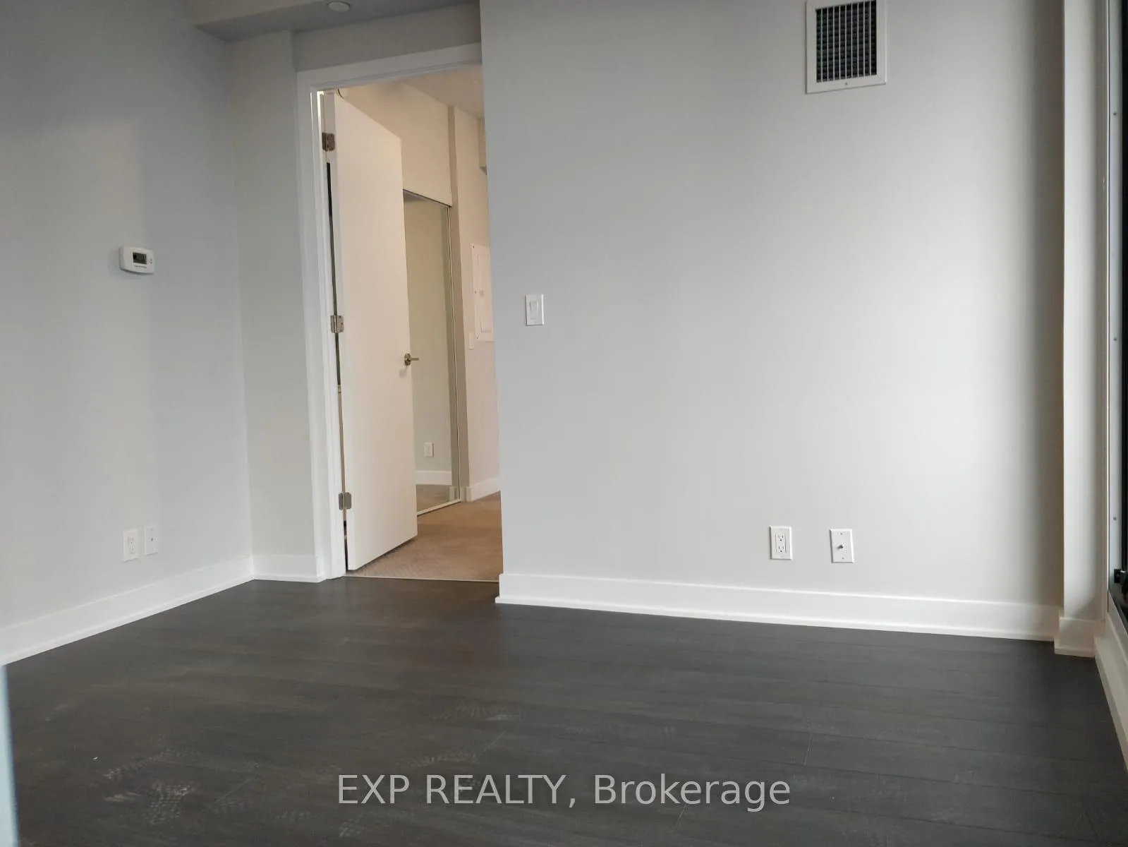 Photo 11 of Unit 1306, 2221 yonge Street, Toronto, Mount Pleasant West — HOMEH