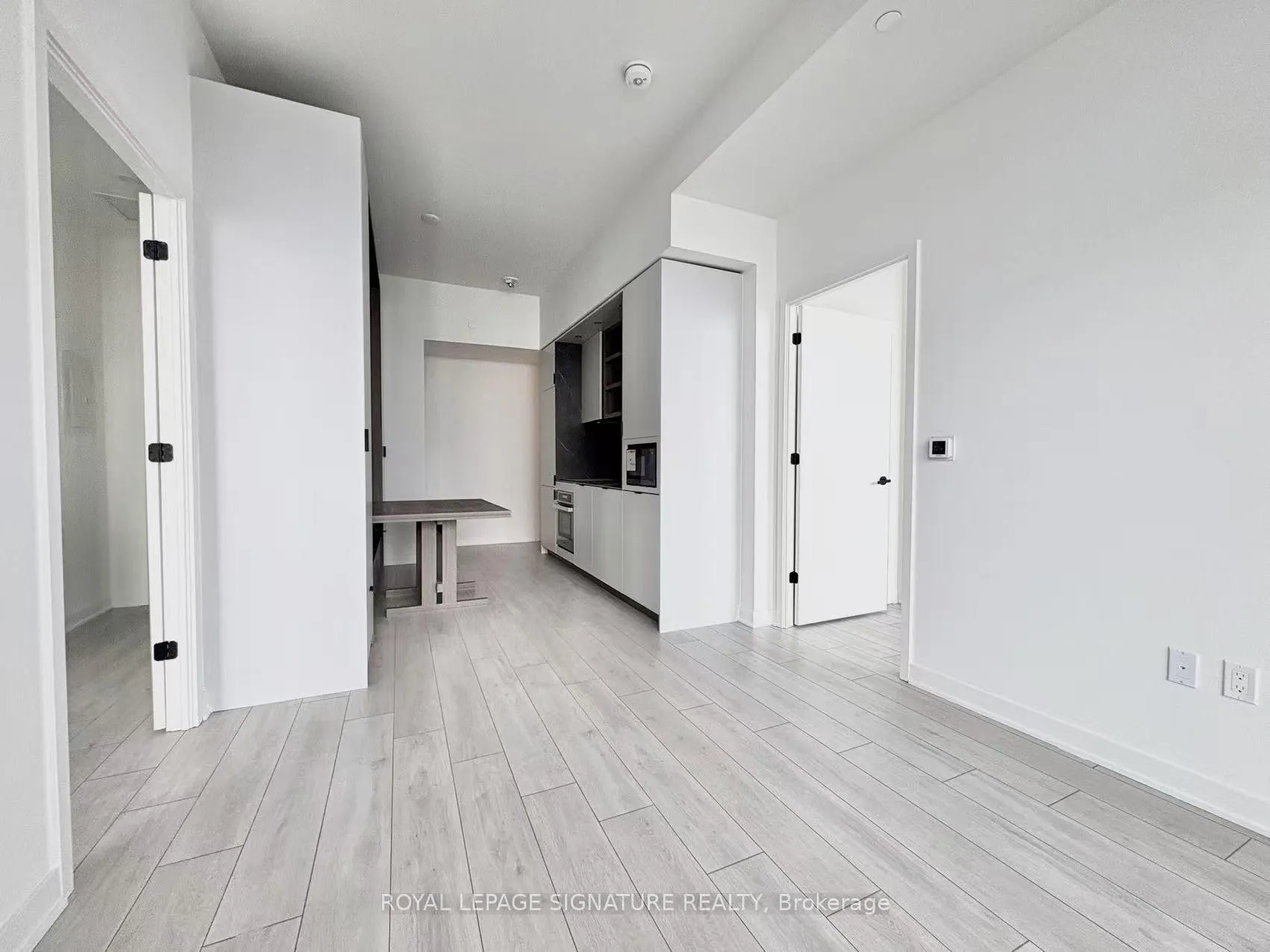 Photo 3 of Unit 4812, 55 Charles Street E, Toronto, Church-Yonge Corridor — HOMEH