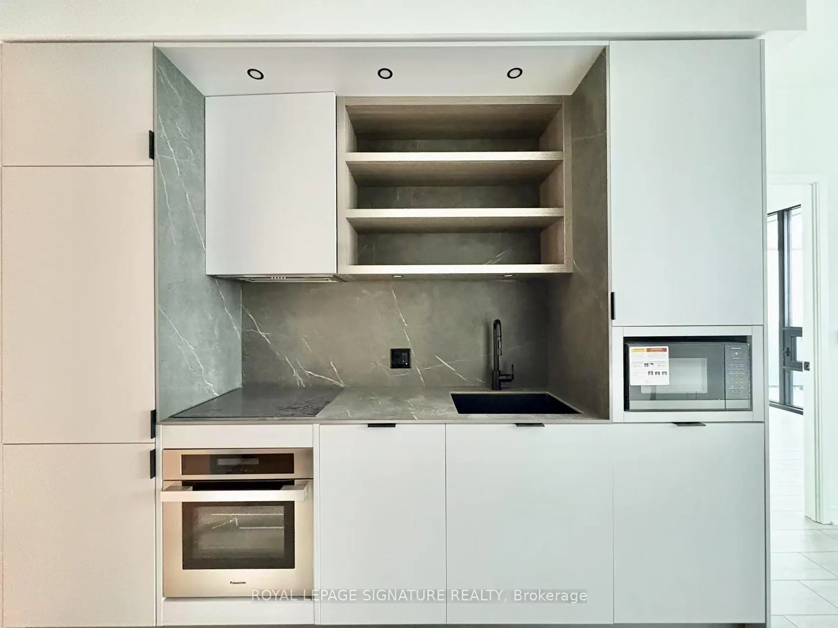 Photo 5 of Unit 4812, 55 Charles Street E, Toronto, Church-Yonge Corridor — HOMEH