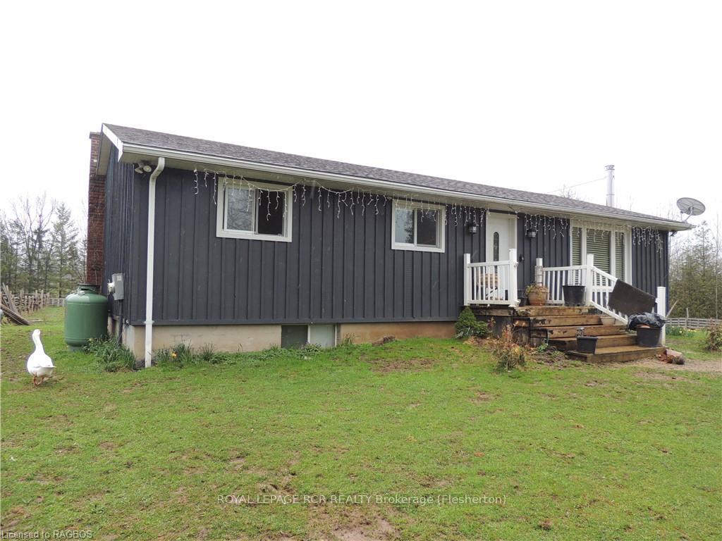 Photo 1 of 804586 Grey Road 40, Chatsworth — HOMEH