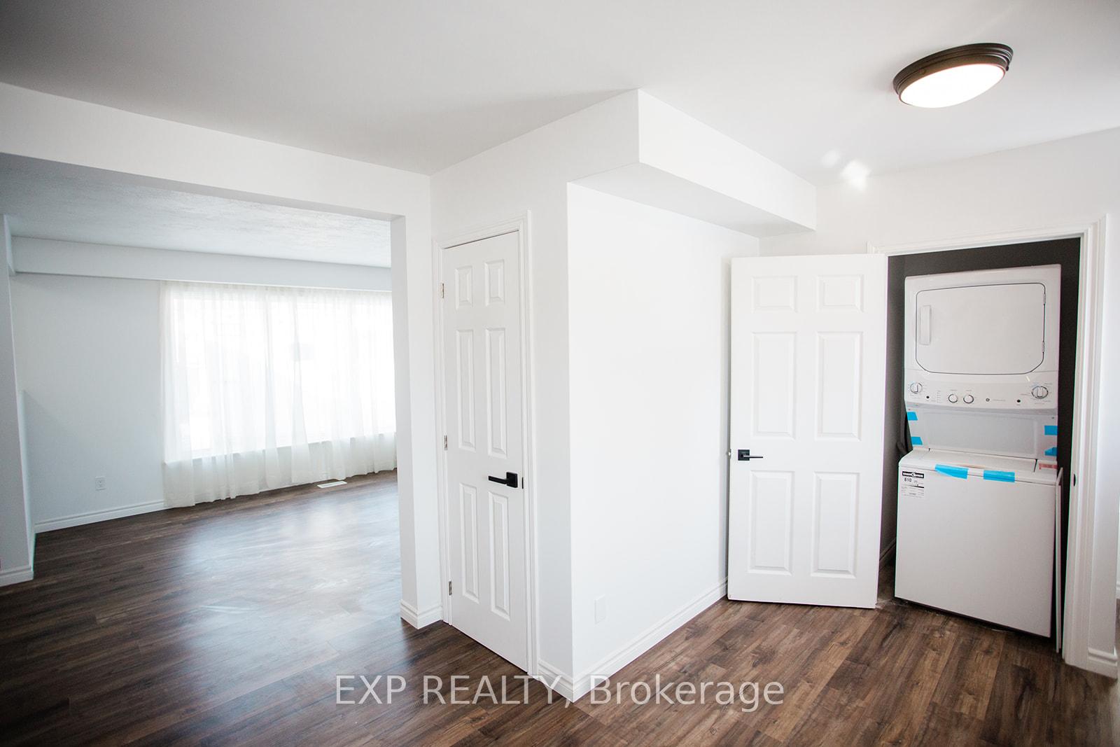 Photo 3 of Unit A (Upper), 277 Grove Street, Barrie, Wellington — HOMEH