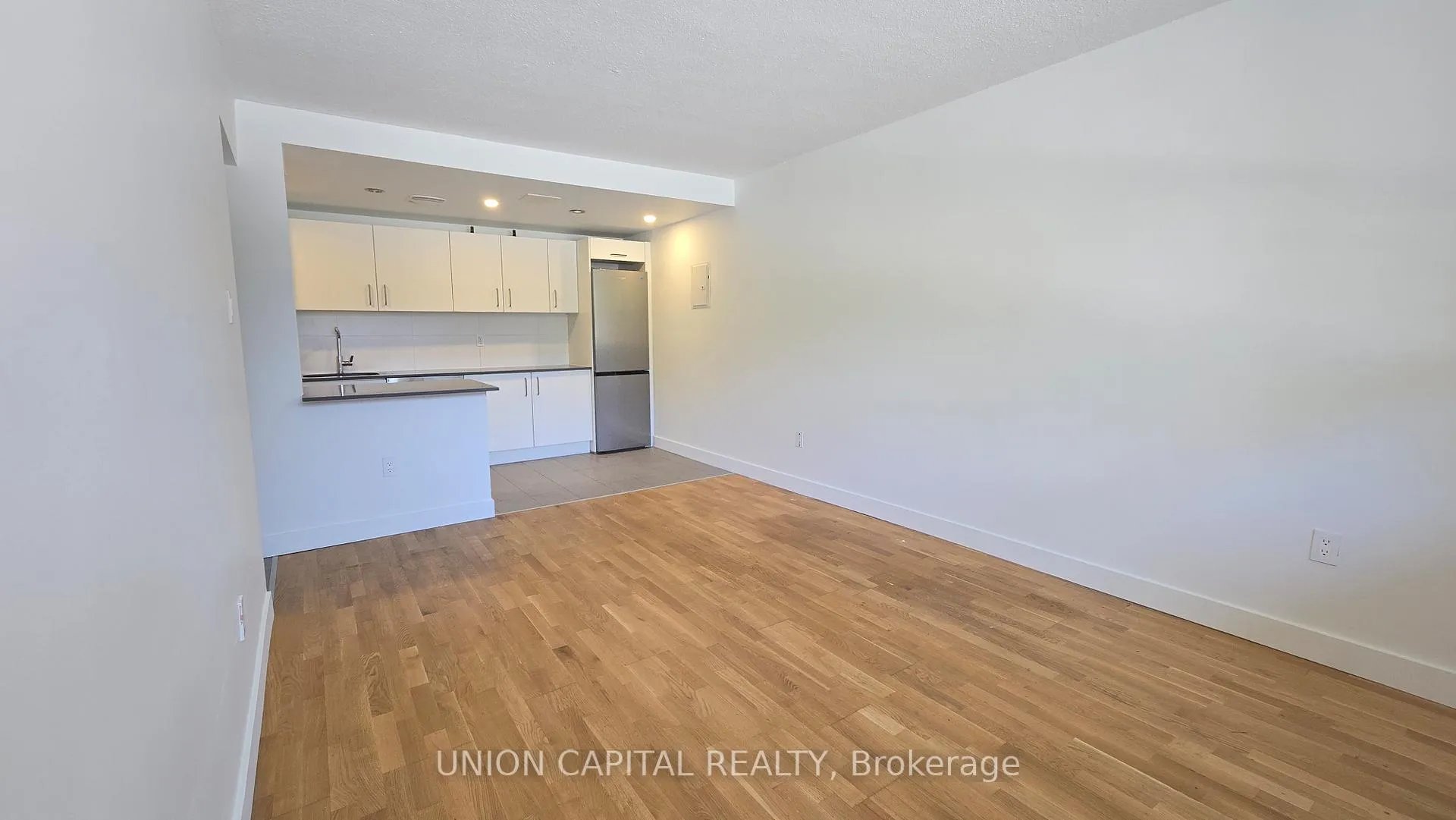 Photo 2 of Unit 110, 230 Oak Street, Toronto, Regent Park — HOMEH