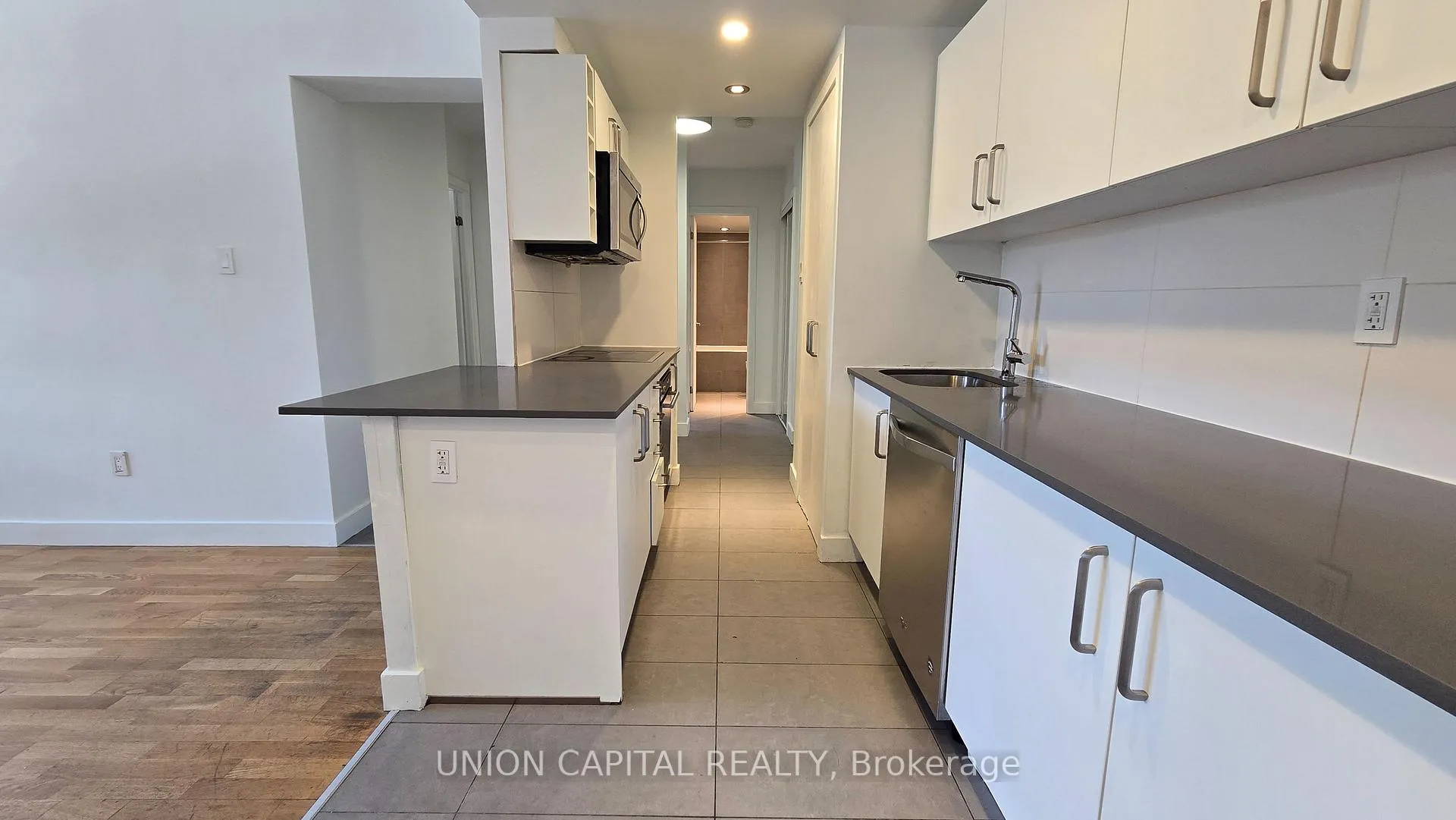 Photo 6 of Unit 110, 230 Oak Street, Toronto, Regent Park — HOMEH