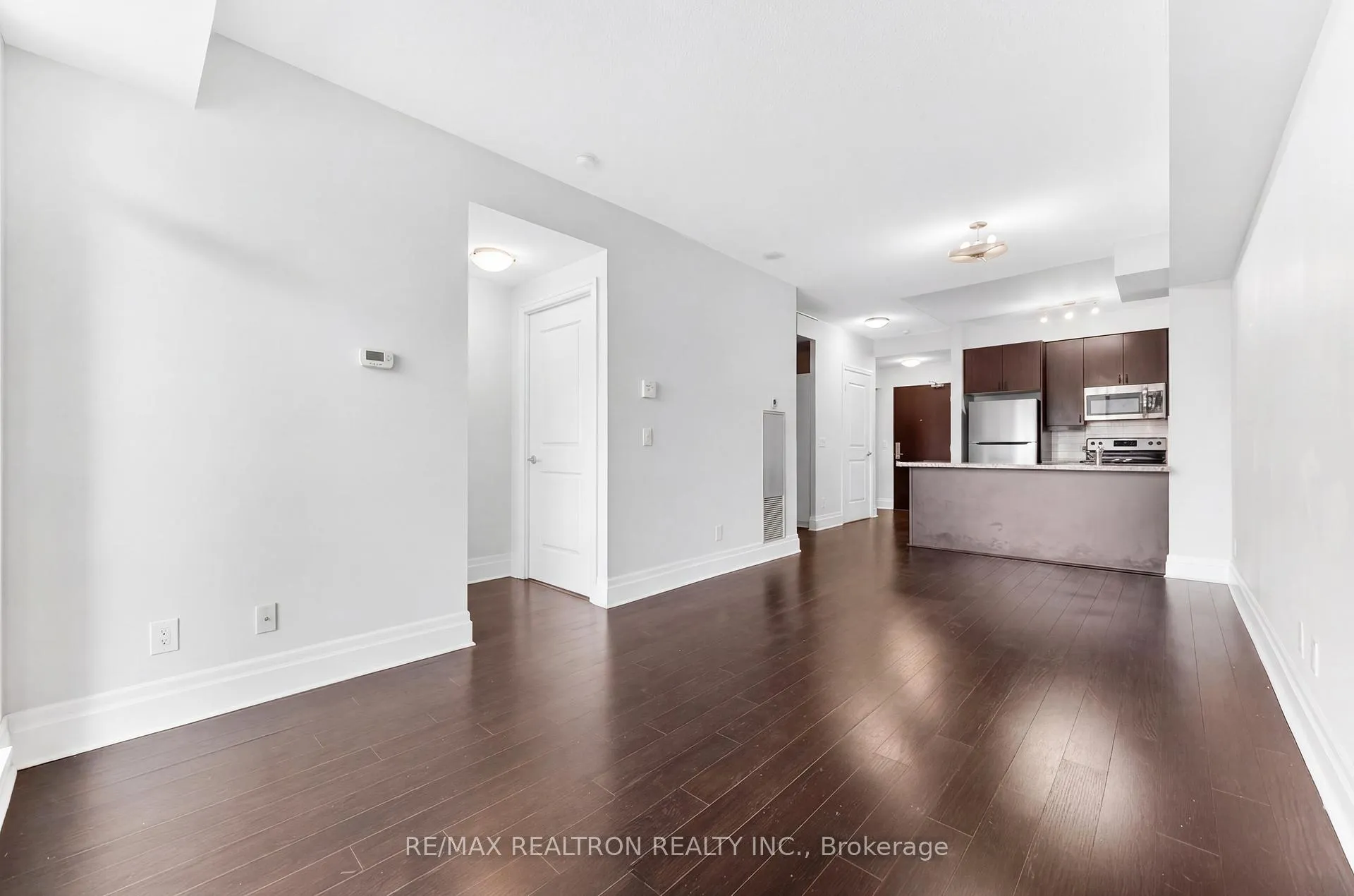 Photo 23 of Unit 303, 111 Upper Duke Crescent, Markham, Unionville — HOMEH