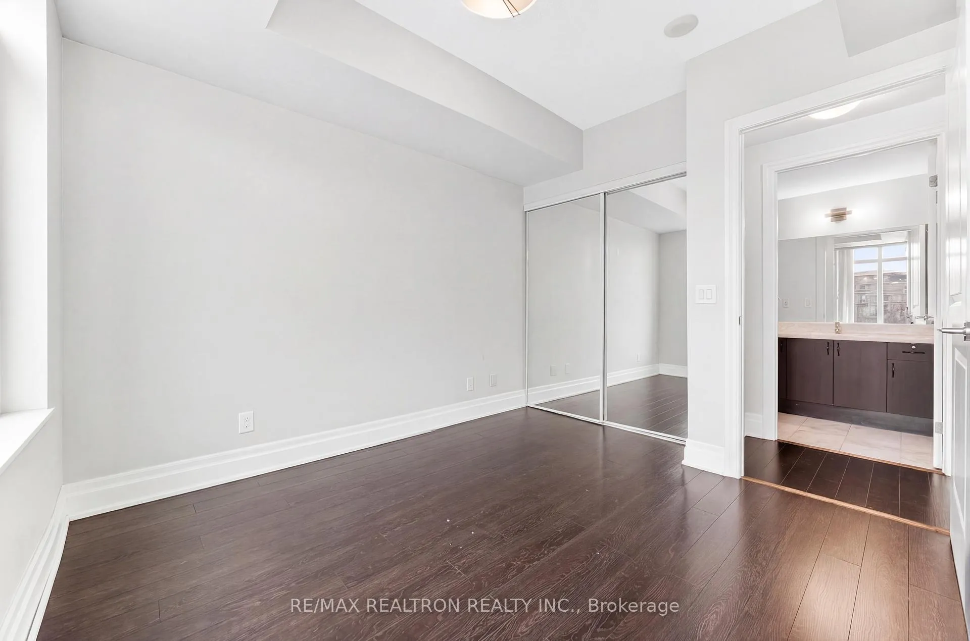 Photo 25 of Unit 303, 111 Upper Duke Crescent, Markham, Unionville — HOMEH