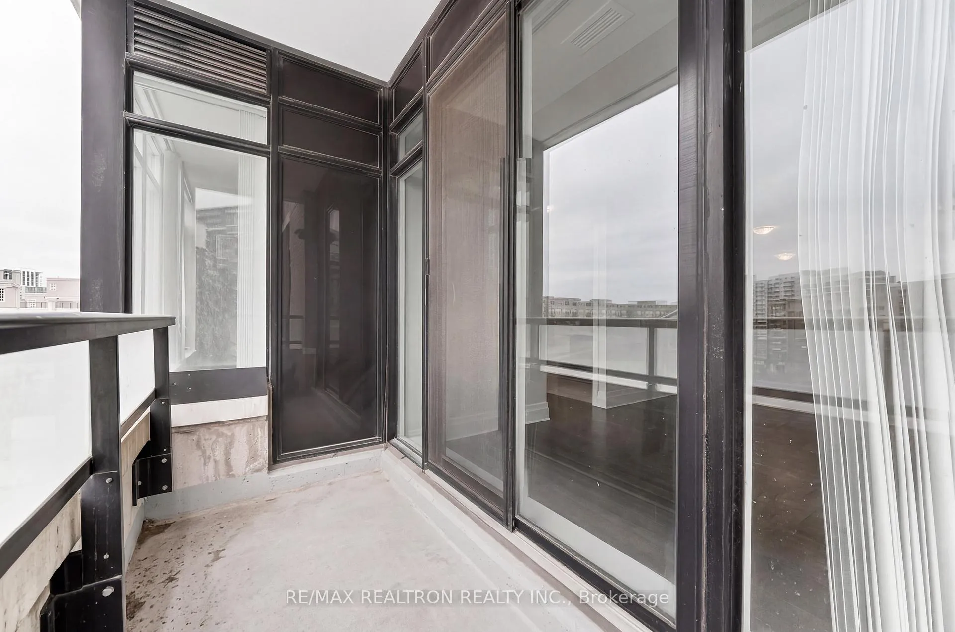 Photo 34 of Unit 303, 111 Upper Duke Crescent, Markham, Unionville — HOMEH