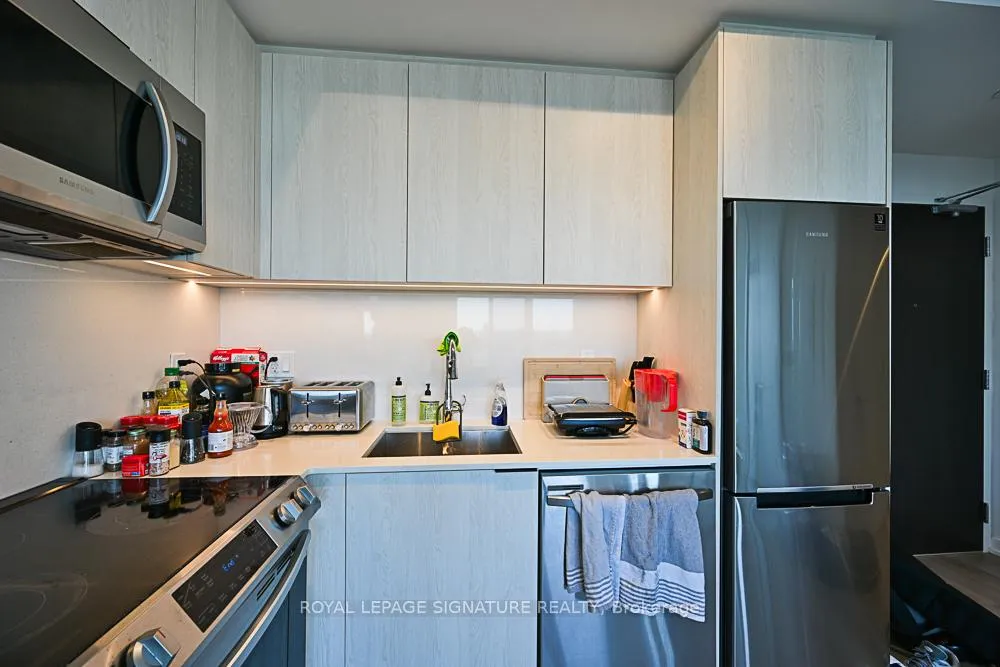Photo 4 of Unit 1504, 50 Power Street, Toronto, Moss Park — HOMEH