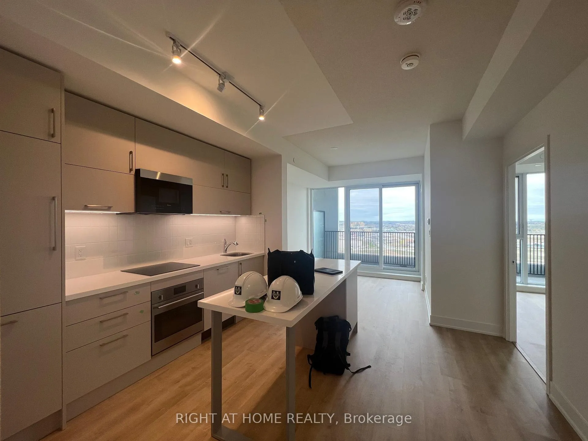 Photo 2 of Unit 1819, 56 Andre Degrasse Street, Markham, Unionville — HOMEH