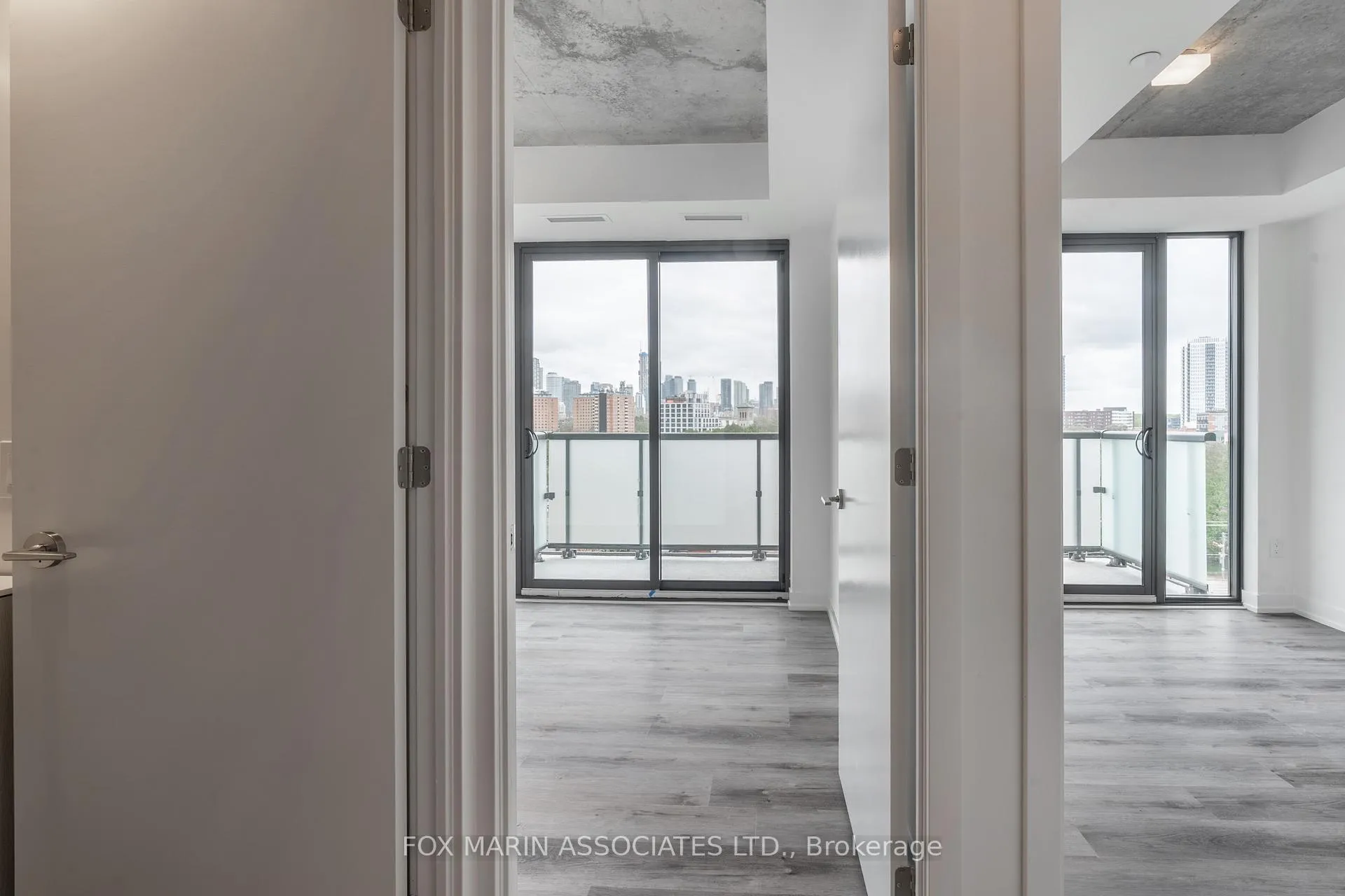 Photo 10 of Unit 825, 28 Eastern Avenue, Toronto, Moss Park — HOMEH