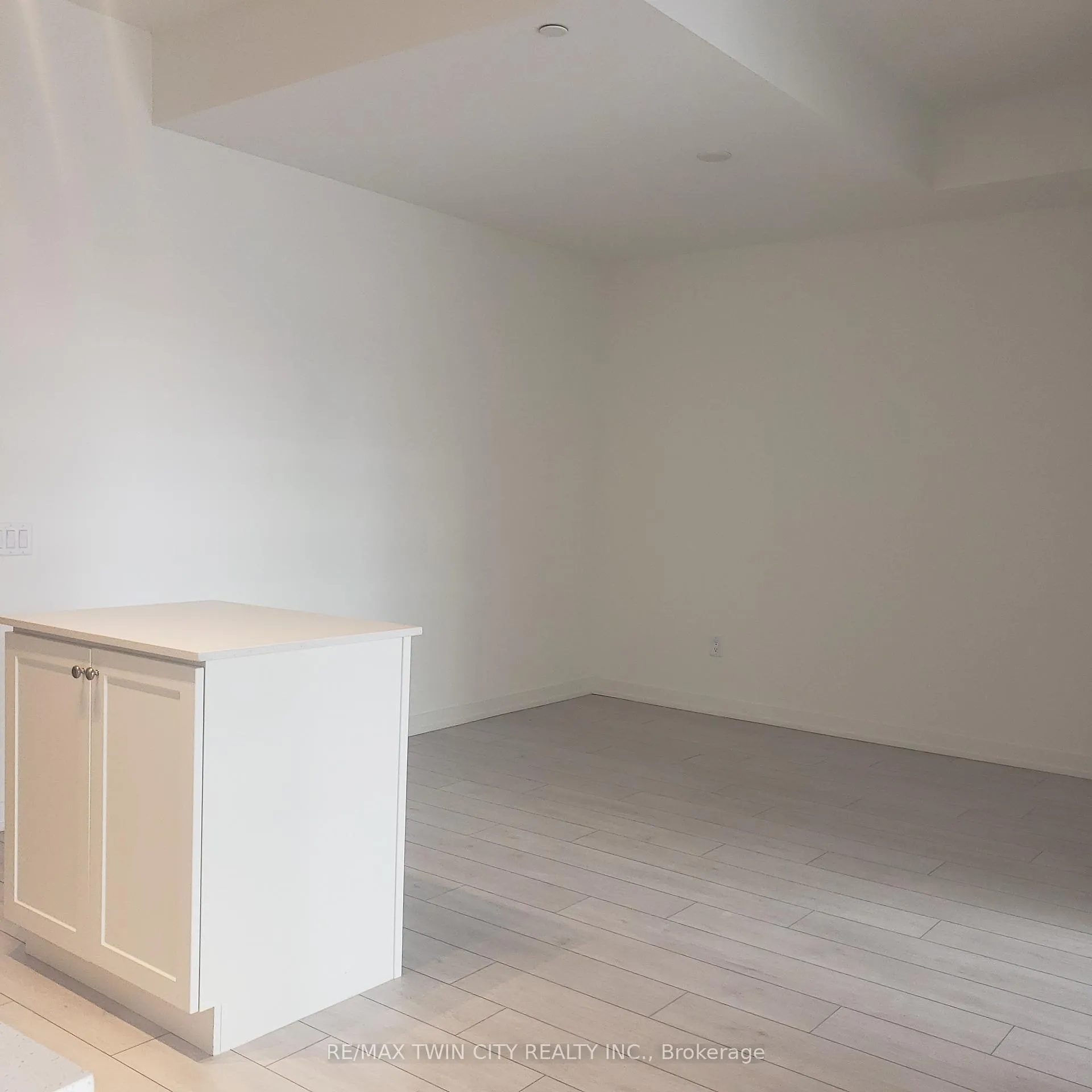 Photo 6 of Unit 201, 55 Duke Street W, Kitchener — HOMEH