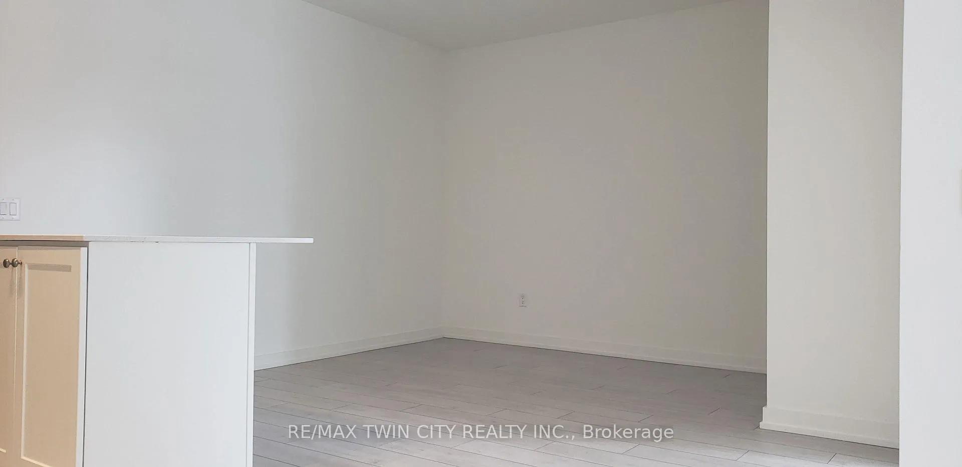 Photo 14 of Unit 201, 55 Duke Street W, Kitchener — HOMEH