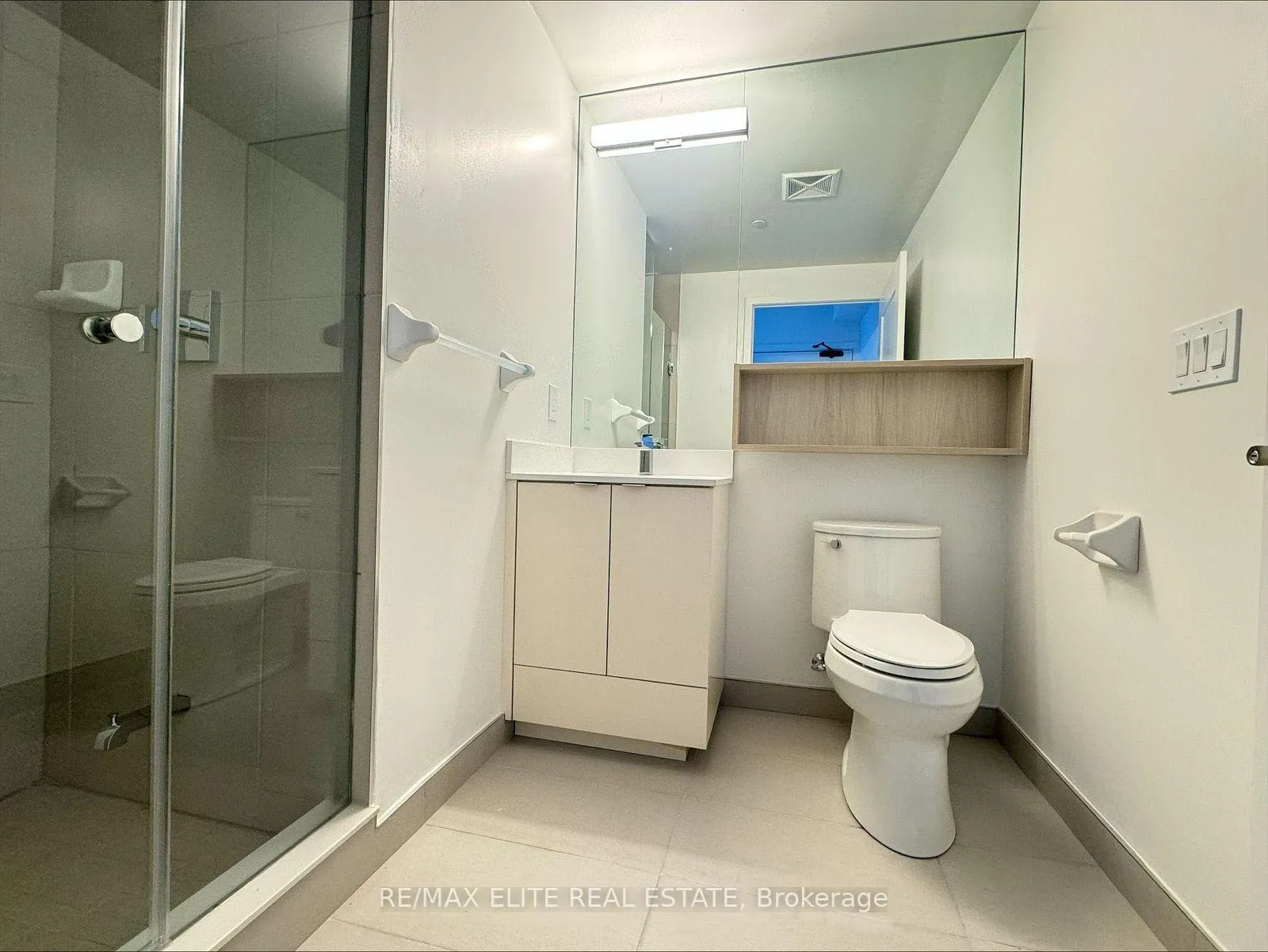 Photo 6 of Unit 602 E, 70 Princess Street E, Toronto, Waterfront Communities — HOMEH