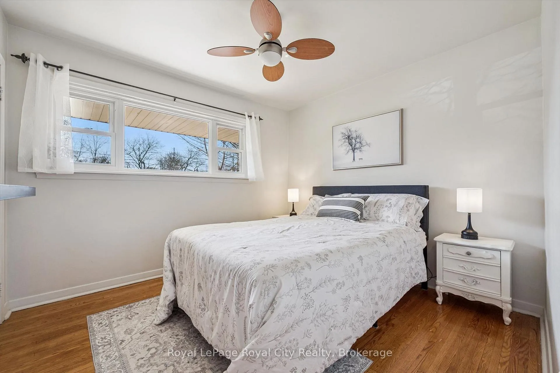 Photo 12 of 2 Cadillac Drive, Guelph, St. George's — HOMEH