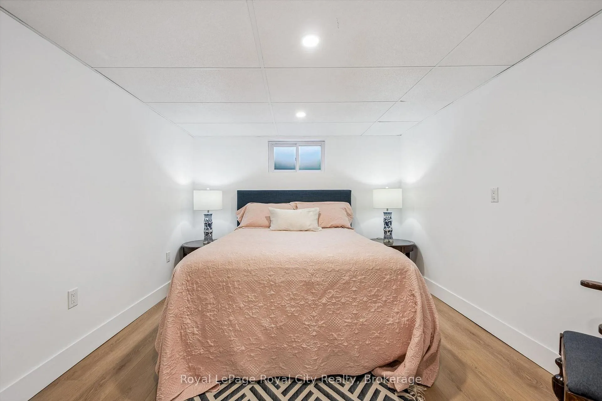 Photo 20 of 2 Cadillac Drive, Guelph, St. George's — HOMEH