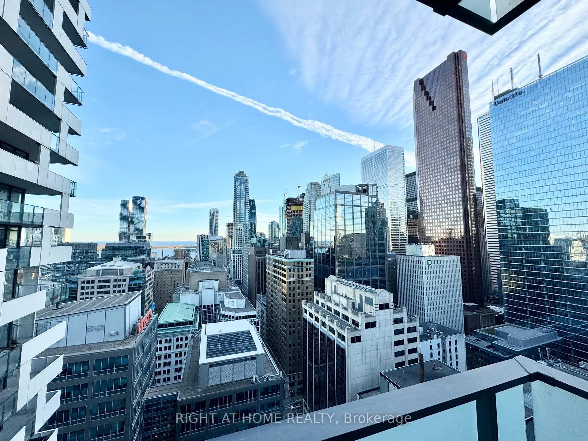 Photo 2 of Unit 2609, 25 Richmond Street E, Toronto, Church-Yonge Corridor — HOMEH