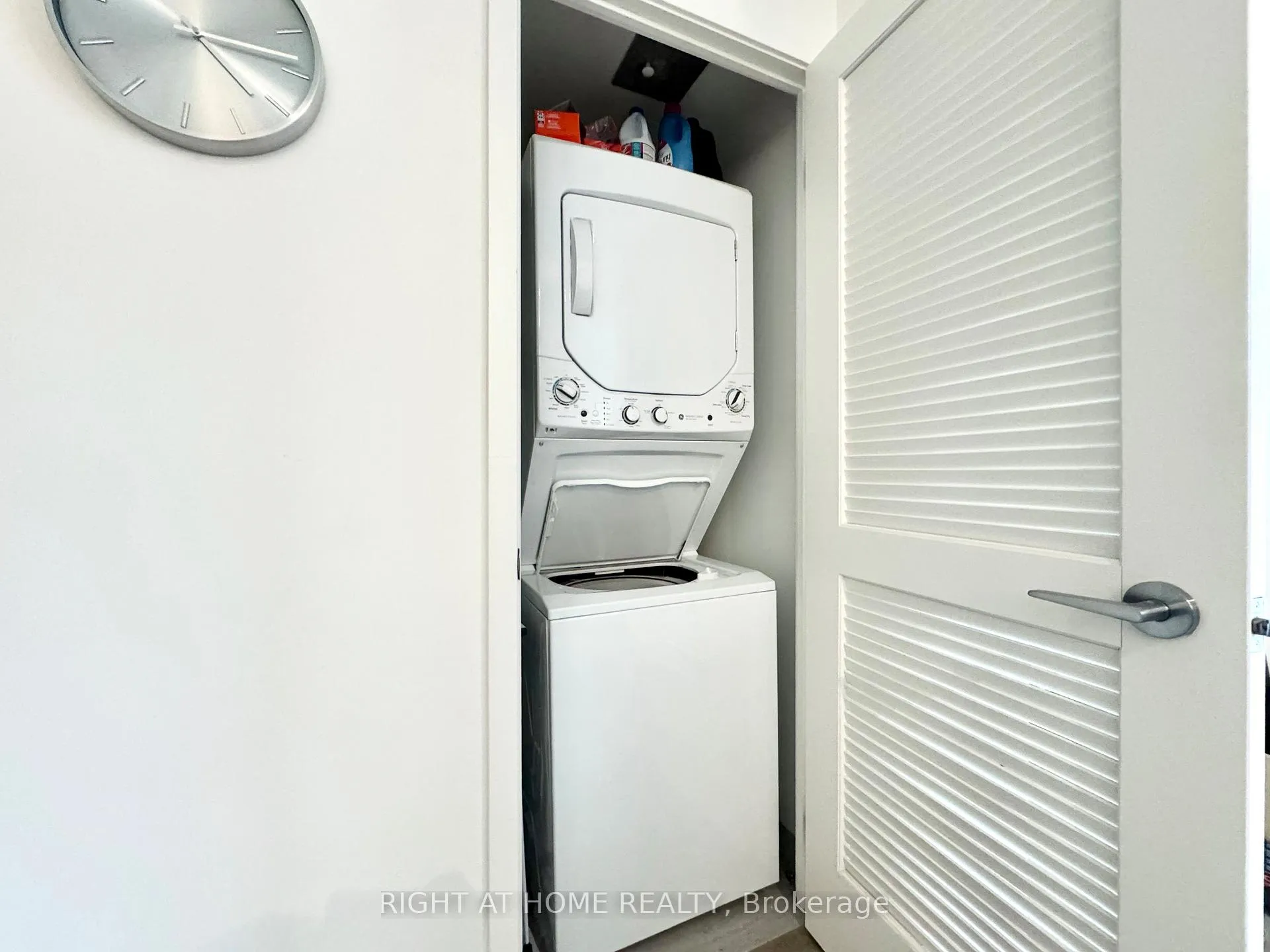 Photo 19 of Unit 2609, 25 Richmond Street E, Toronto, Church-Yonge Corridor — HOMEH