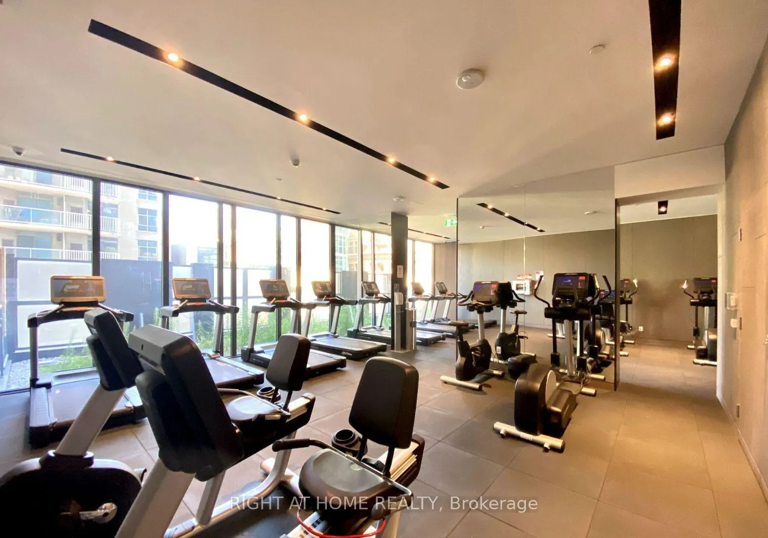 Photo 27 of Unit 2609, 25 Richmond Street E, Toronto, Church-Yonge Corridor — HOMEH
