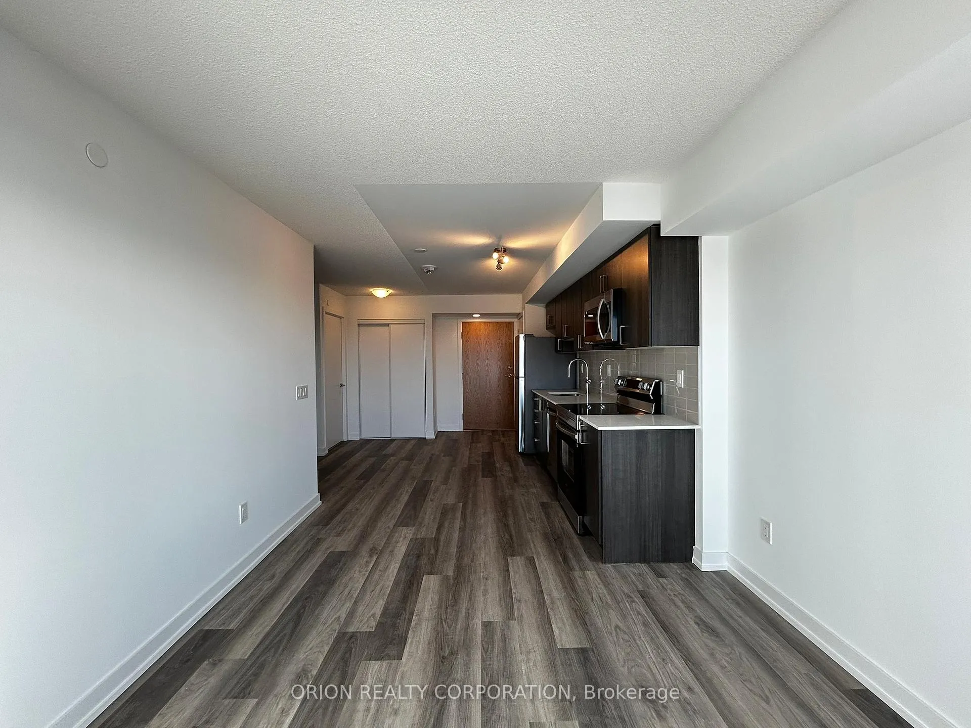 Photo 4 of Unit 2001, 1435 Celebration Drive, Pickering, Bay Ridges — HOMEH