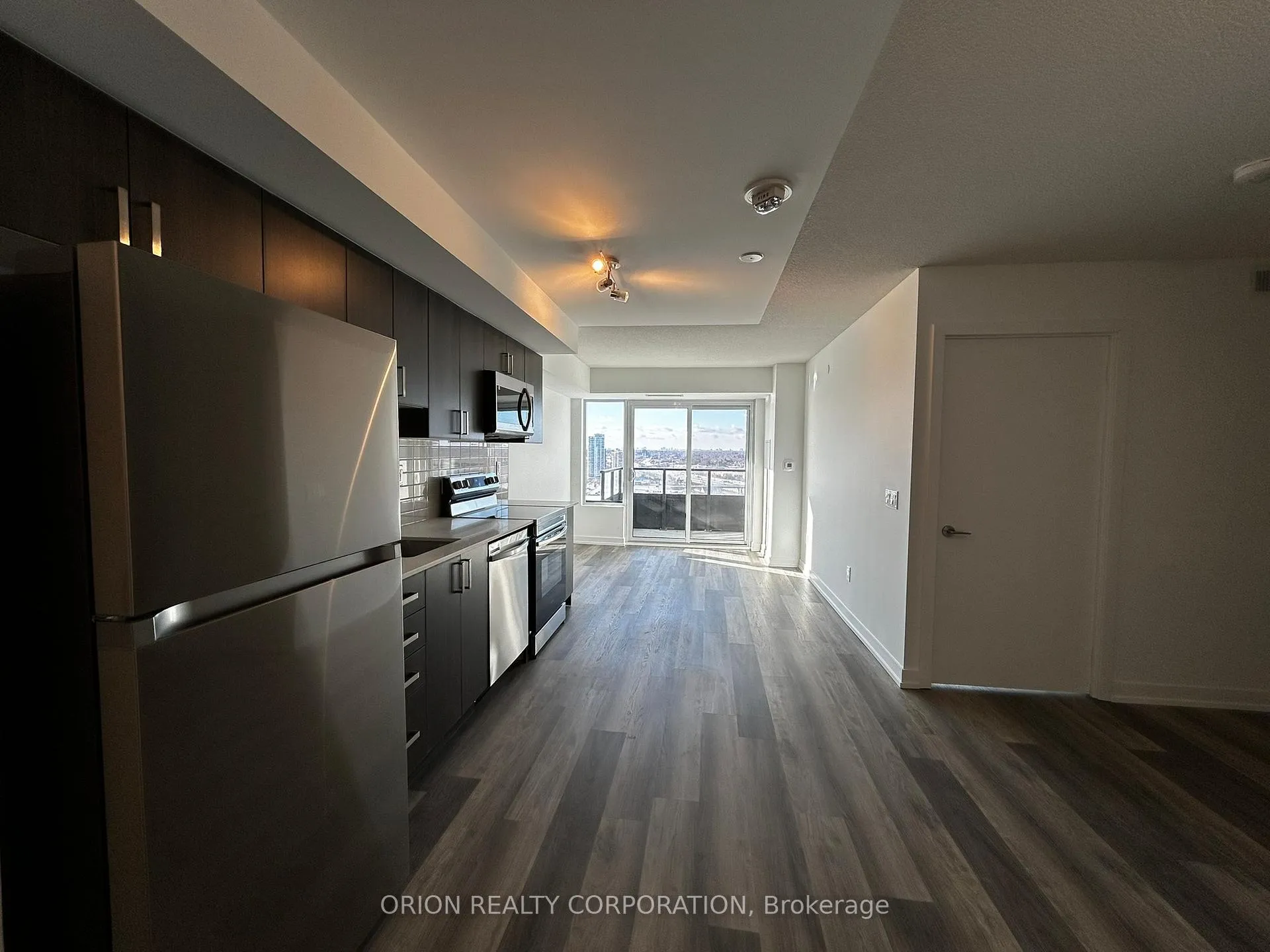 Photo 7 of Unit 2001, 1435 Celebration Drive, Pickering, Bay Ridges — HOMEH