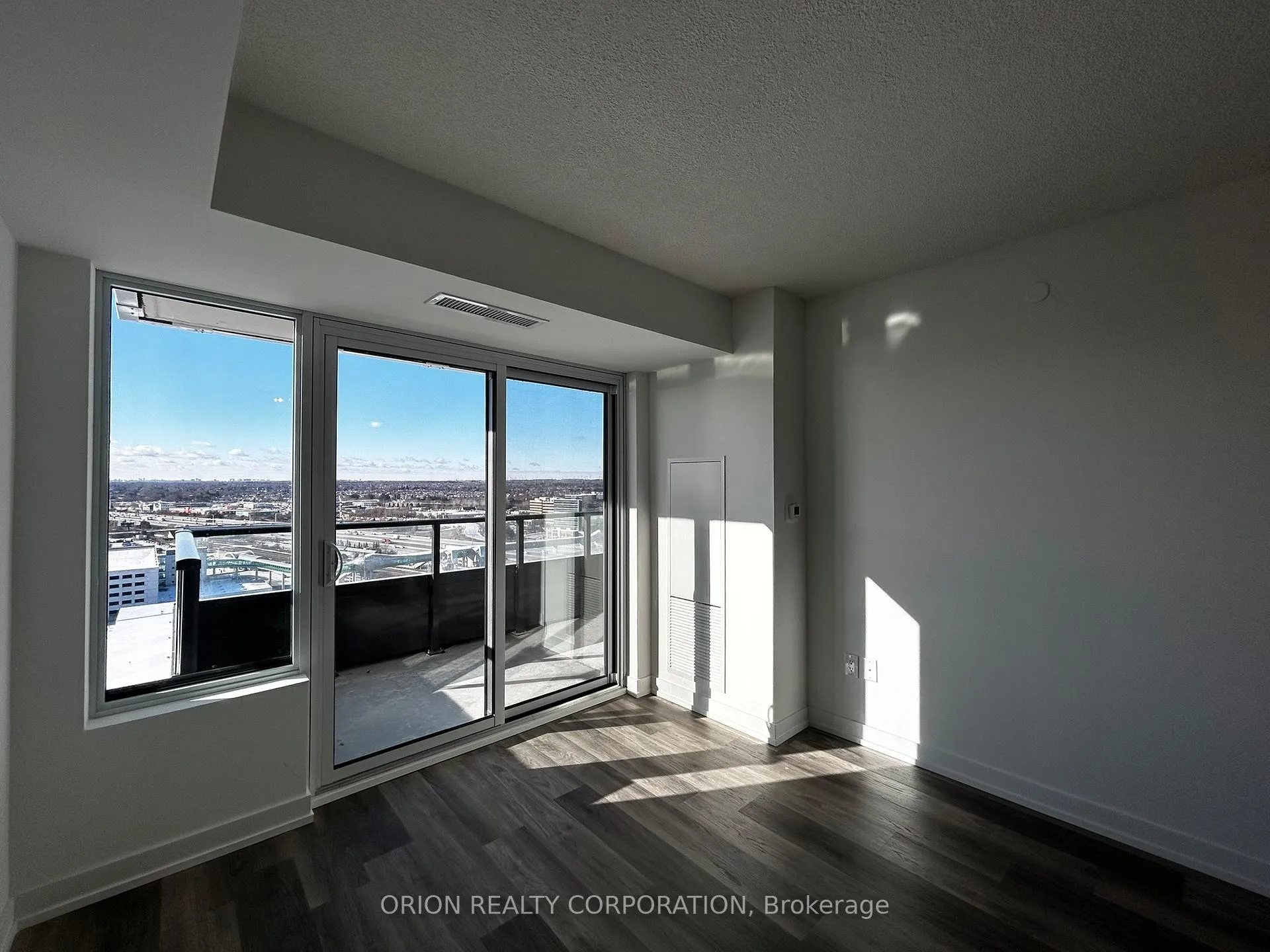 Photo 20 of Unit 2001, 1435 Celebration Drive, Pickering, Bay Ridges — HOMEH