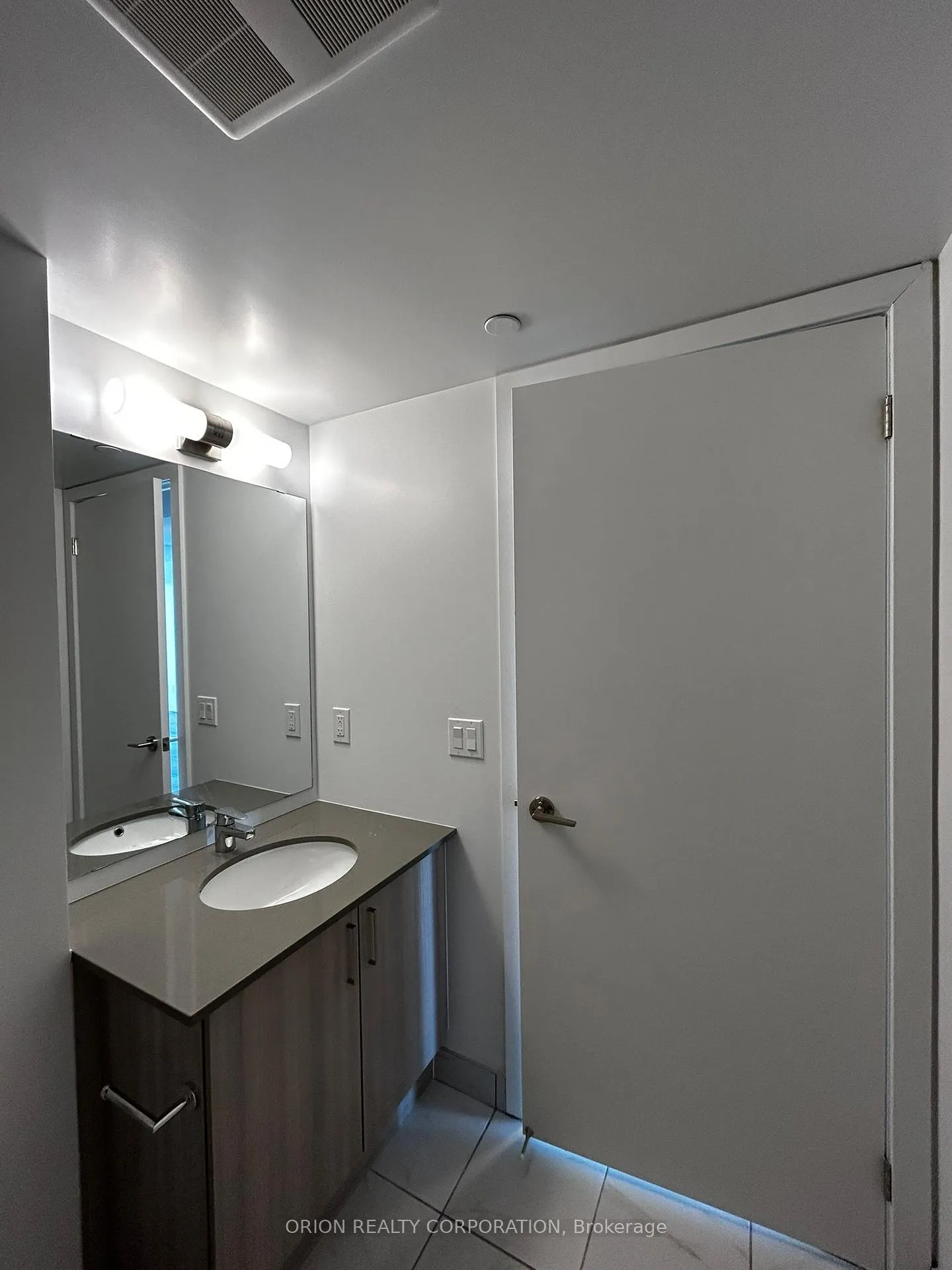 Photo 27 of Unit 2001, 1435 Celebration Drive, Pickering, Bay Ridges — HOMEH