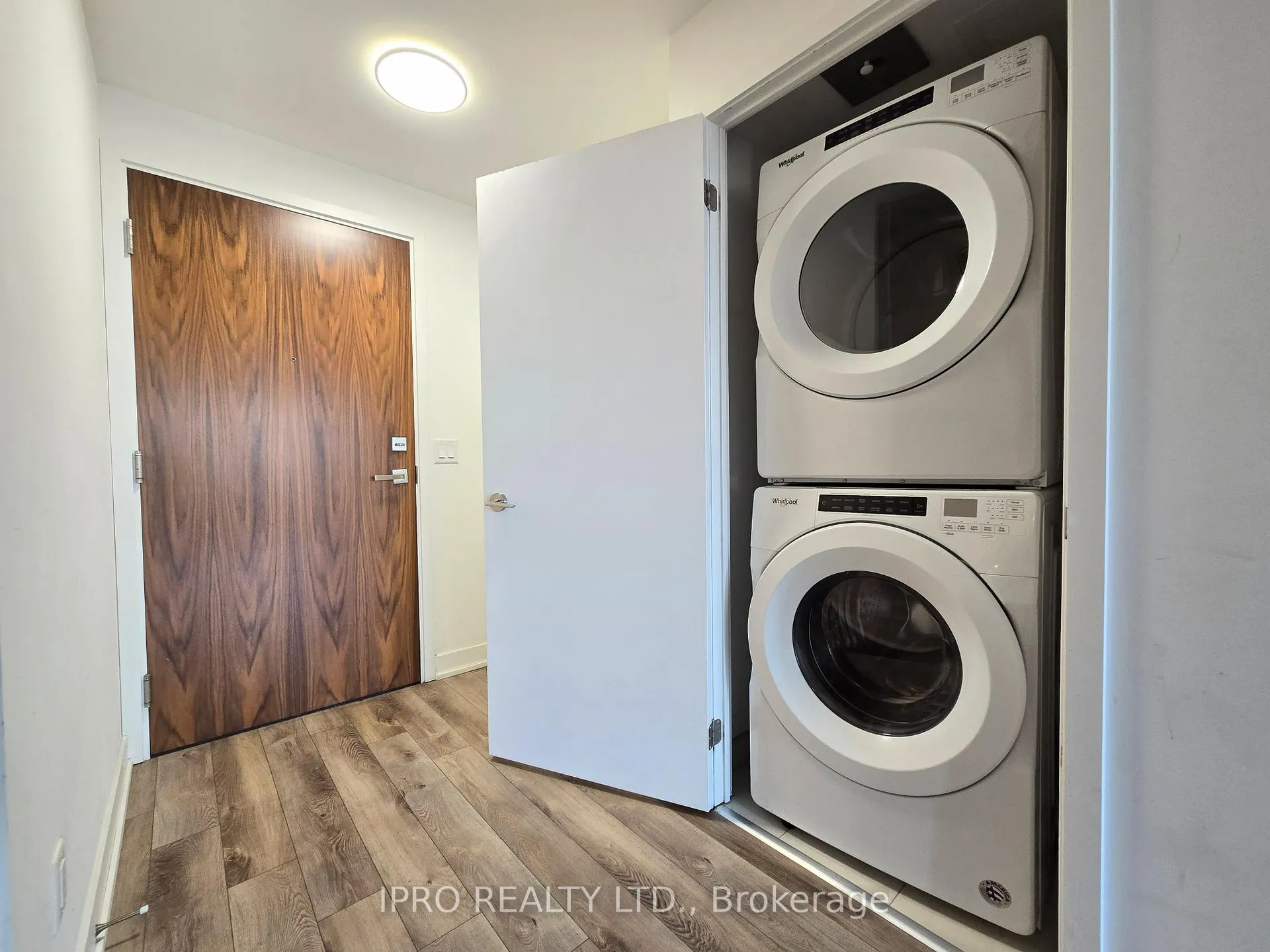 Photo 4 of Unit 426, 30 Baseball Place, Toronto, South Riverdale — HOMEH