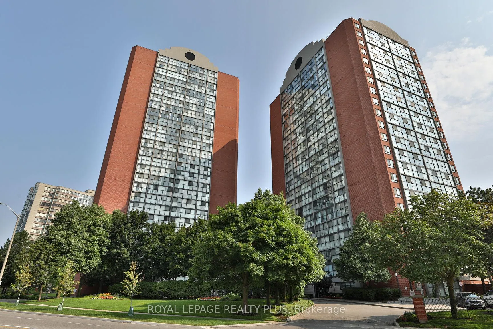 Front of Unit 408, 4205 Shipp Drive