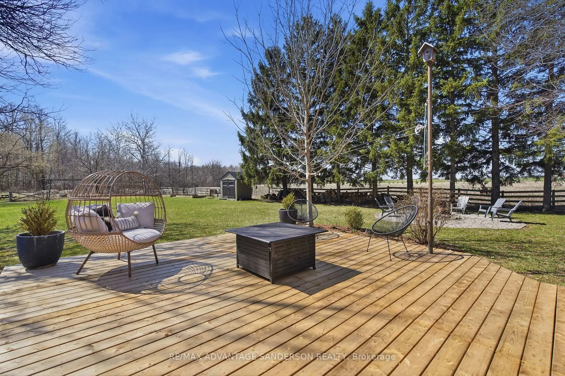 Photo 12 of 21727 Vanneck Road, Middlesex Centre, Rural Middlesex Centre — HOMEH