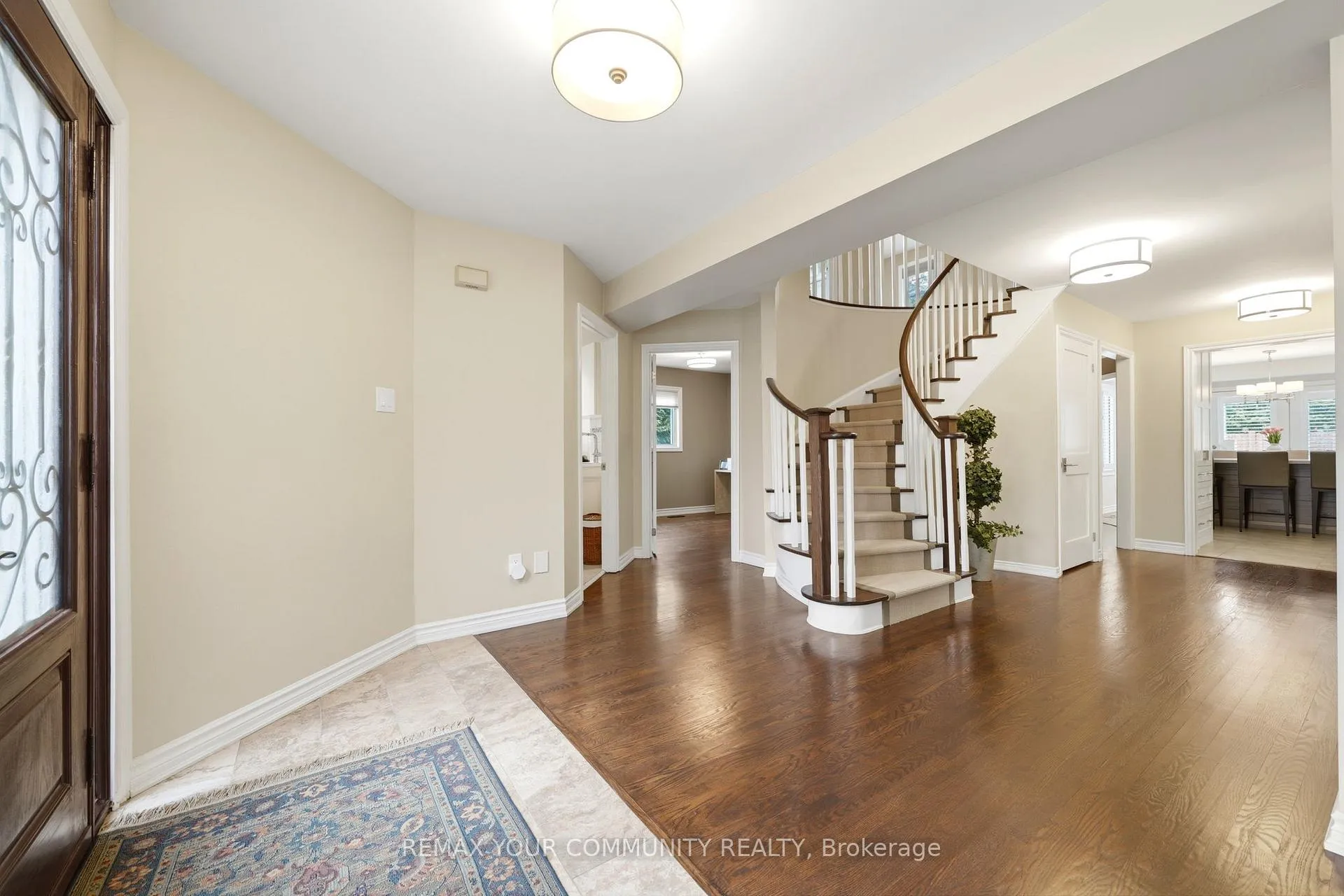 Photo 7 of 29 McGee Crescent, Aurora, Aurora Highlands — HOMEH