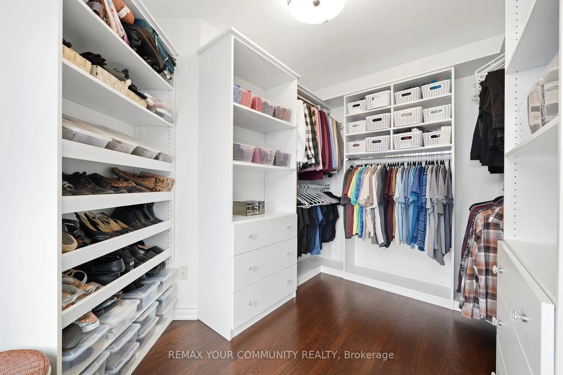 Photo 24 of 29 McGee Crescent, Aurora, Aurora Highlands — HOMEH