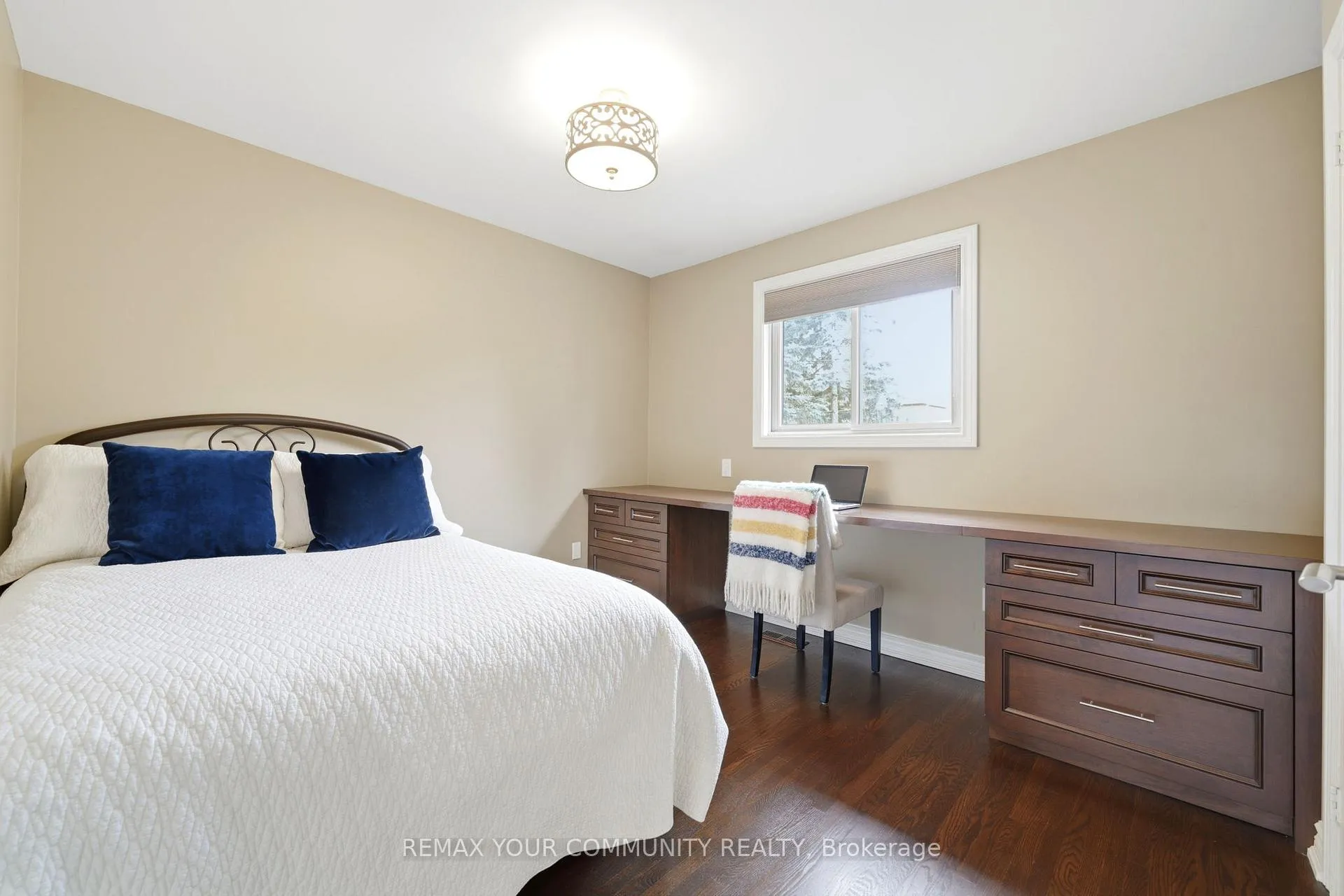 Photo 29 of 29 McGee Crescent, Aurora, Aurora Highlands — HOMEH