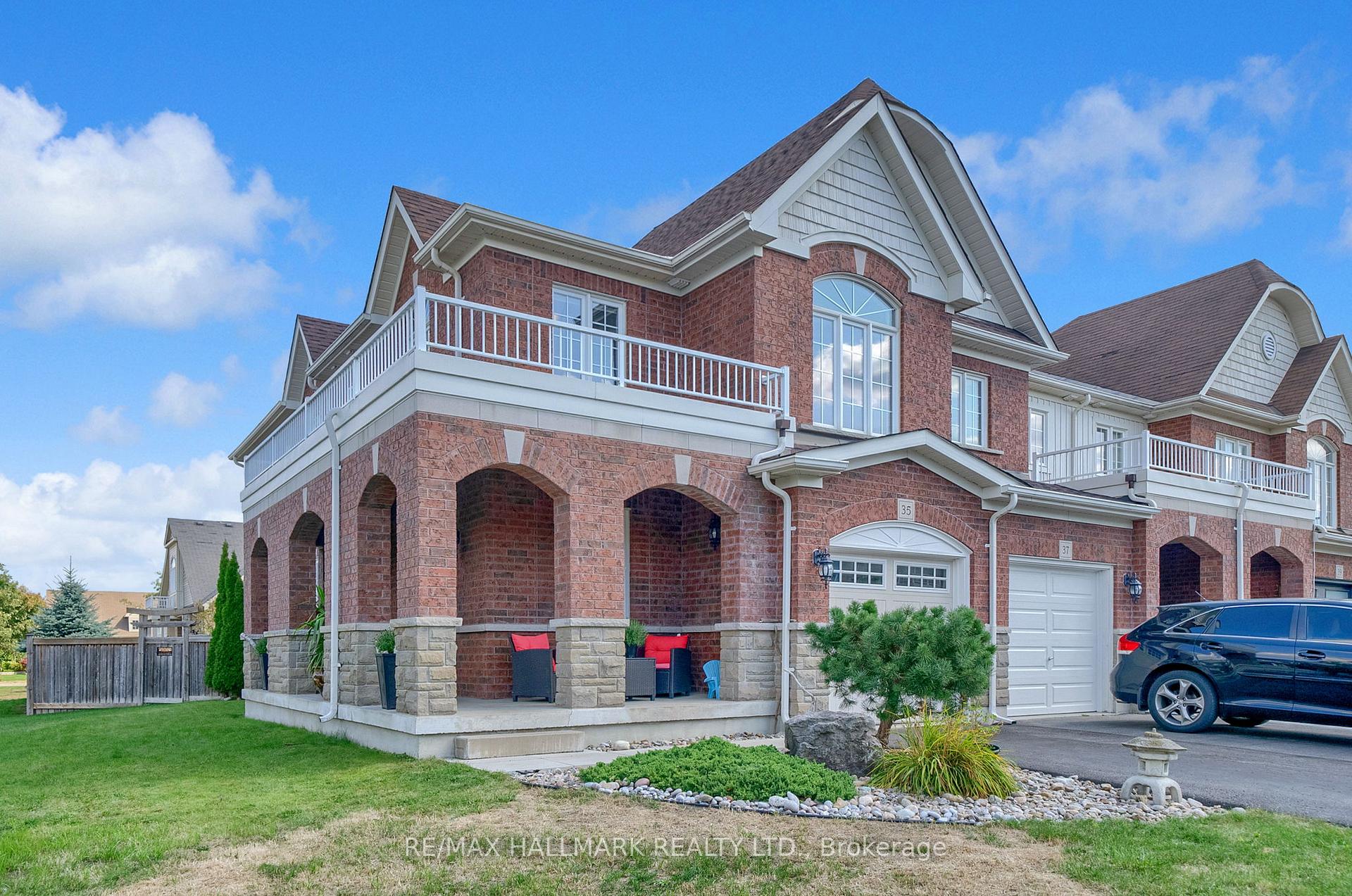 Photo 2 of 35 Westover Drive, Clarington, Bowmanville — HOMEH