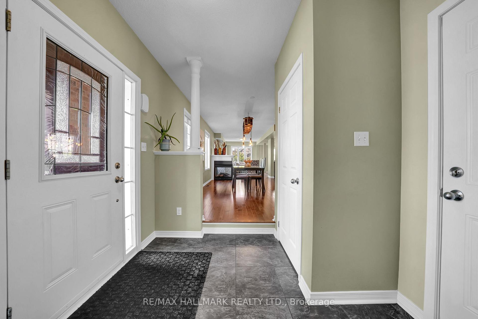 Photo 6 of 35 Westover Drive, Clarington, Bowmanville — HOMEH