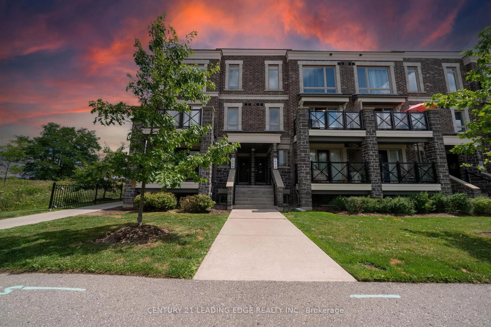 Front of Unit 132, 2 Dunsheath Way