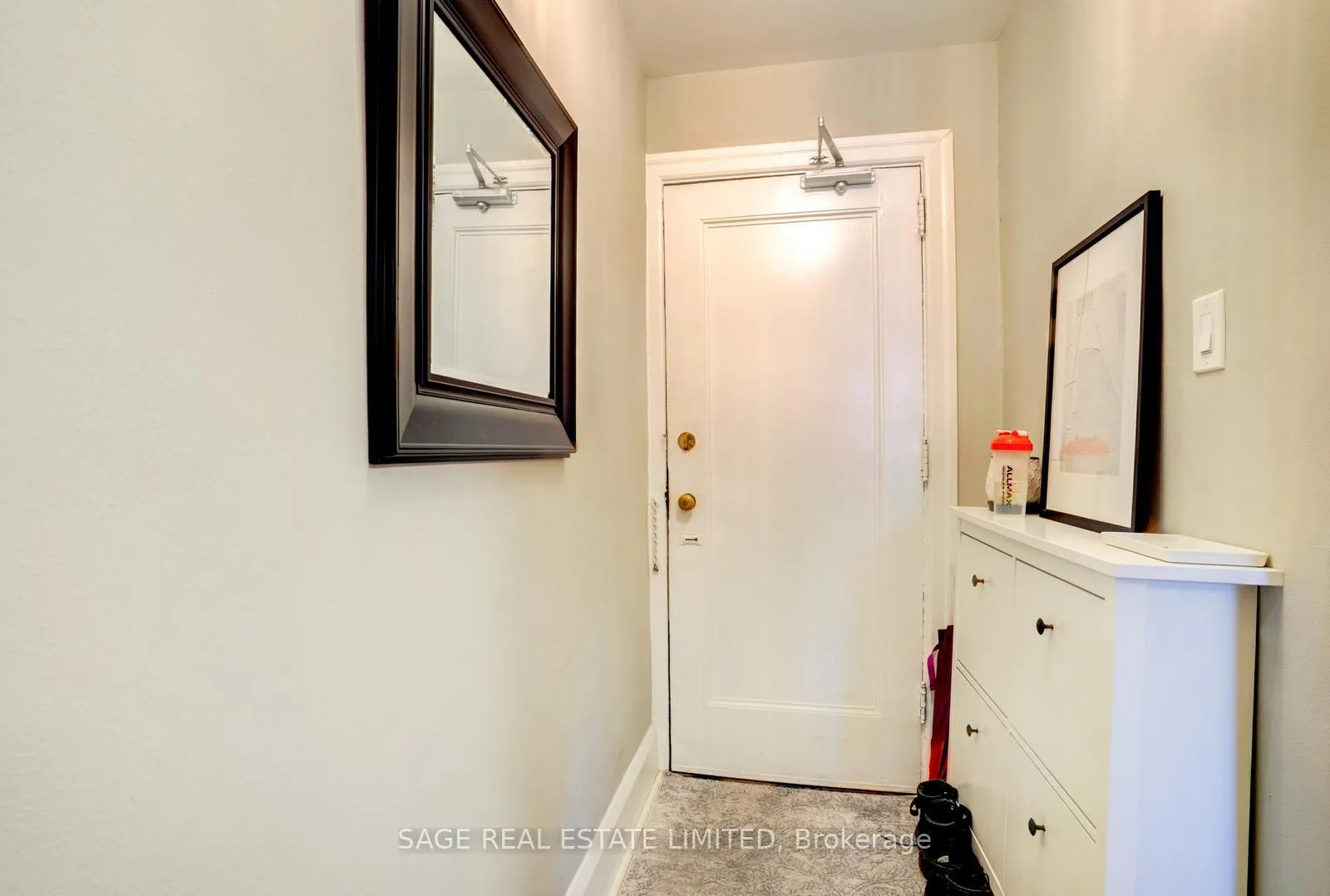 Photo 3 of 48 Lawton Boulevard, Toronto, Yonge-St. Clair — HOMEH