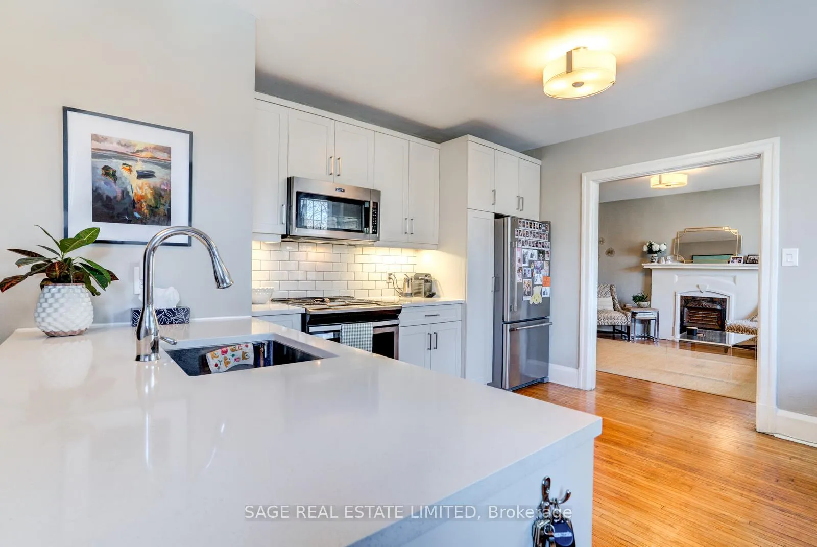 Photo 12 of 48 Lawton Boulevard, Toronto, Yonge-St. Clair — HOMEH