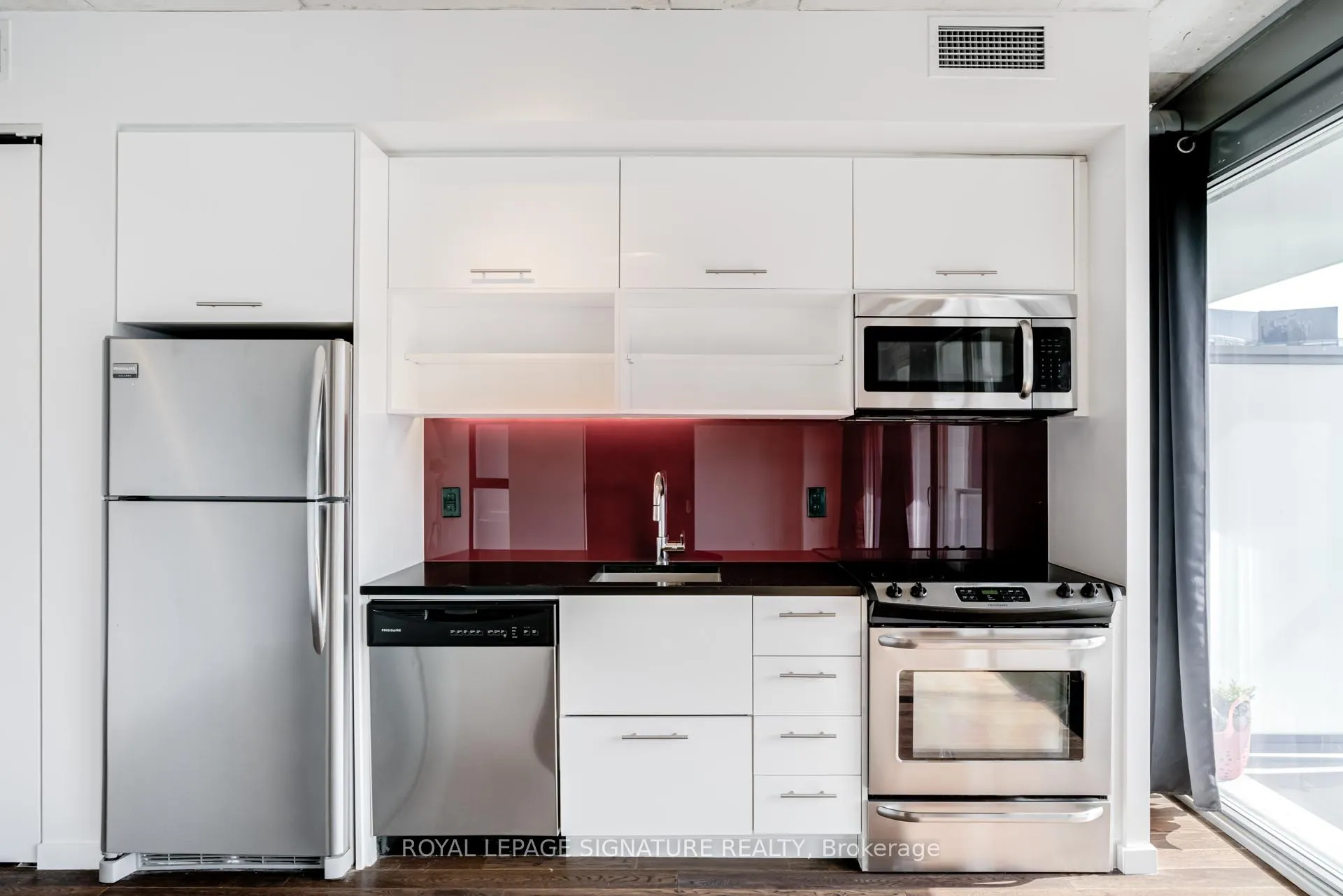 Photo 12 of Unit 718, 32 Trolley Crescent, Toronto, Moss Park — HOMEH