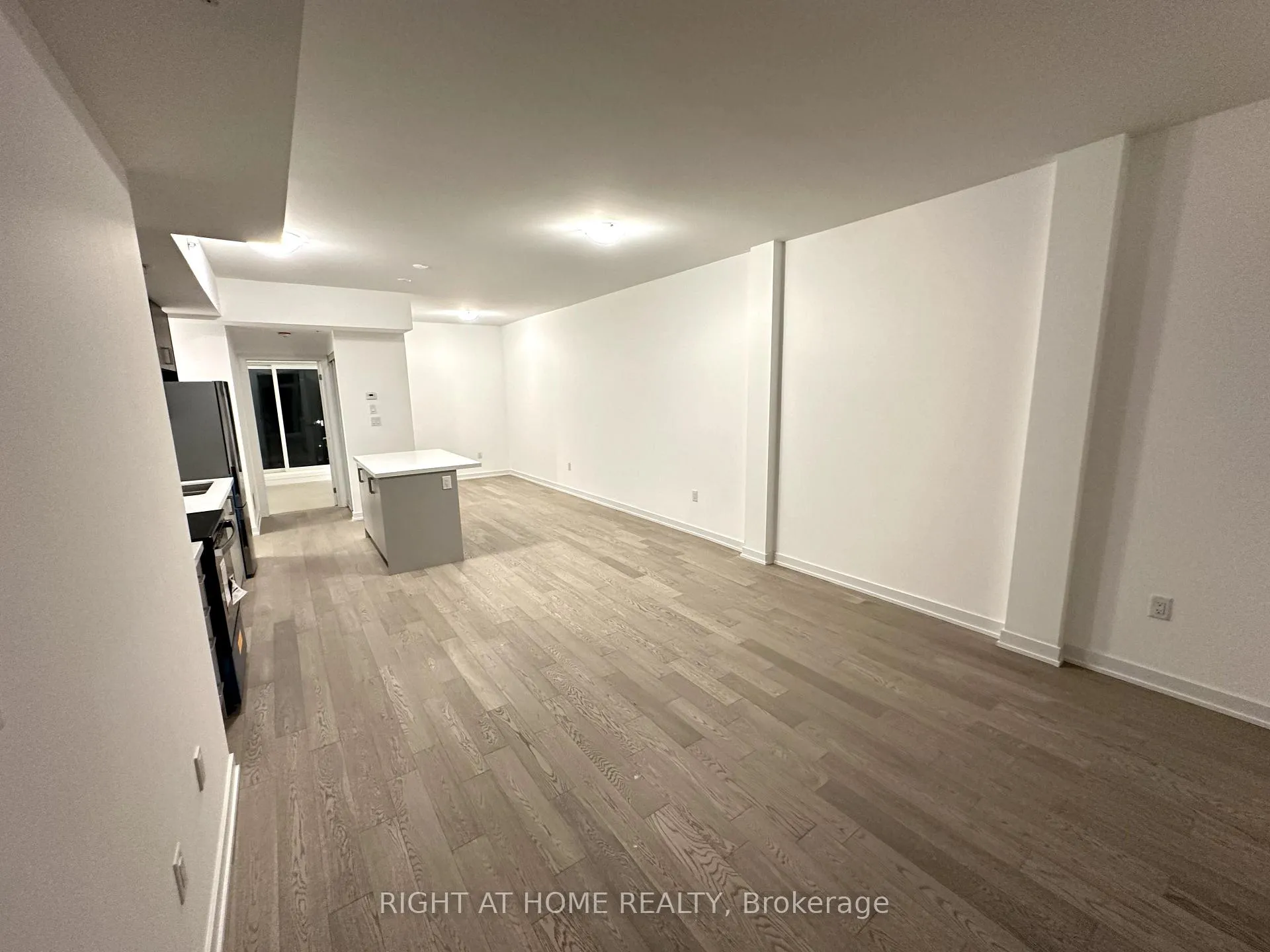 Photo 2 of Unit 9, 188 Angus Drive, Ajax, Central — HOMEH