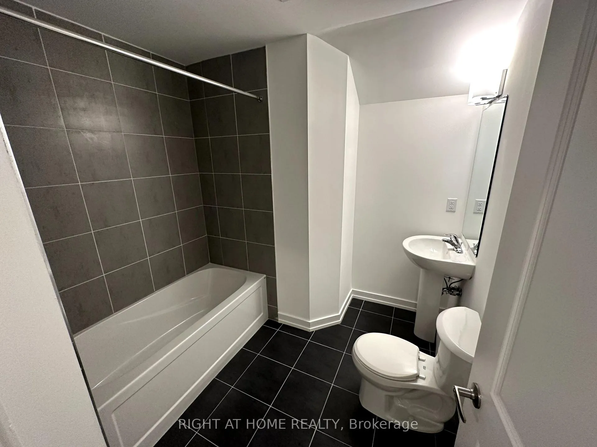 Photo 16 of Unit 9, 188 Angus Drive, Ajax, Central — HOMEH