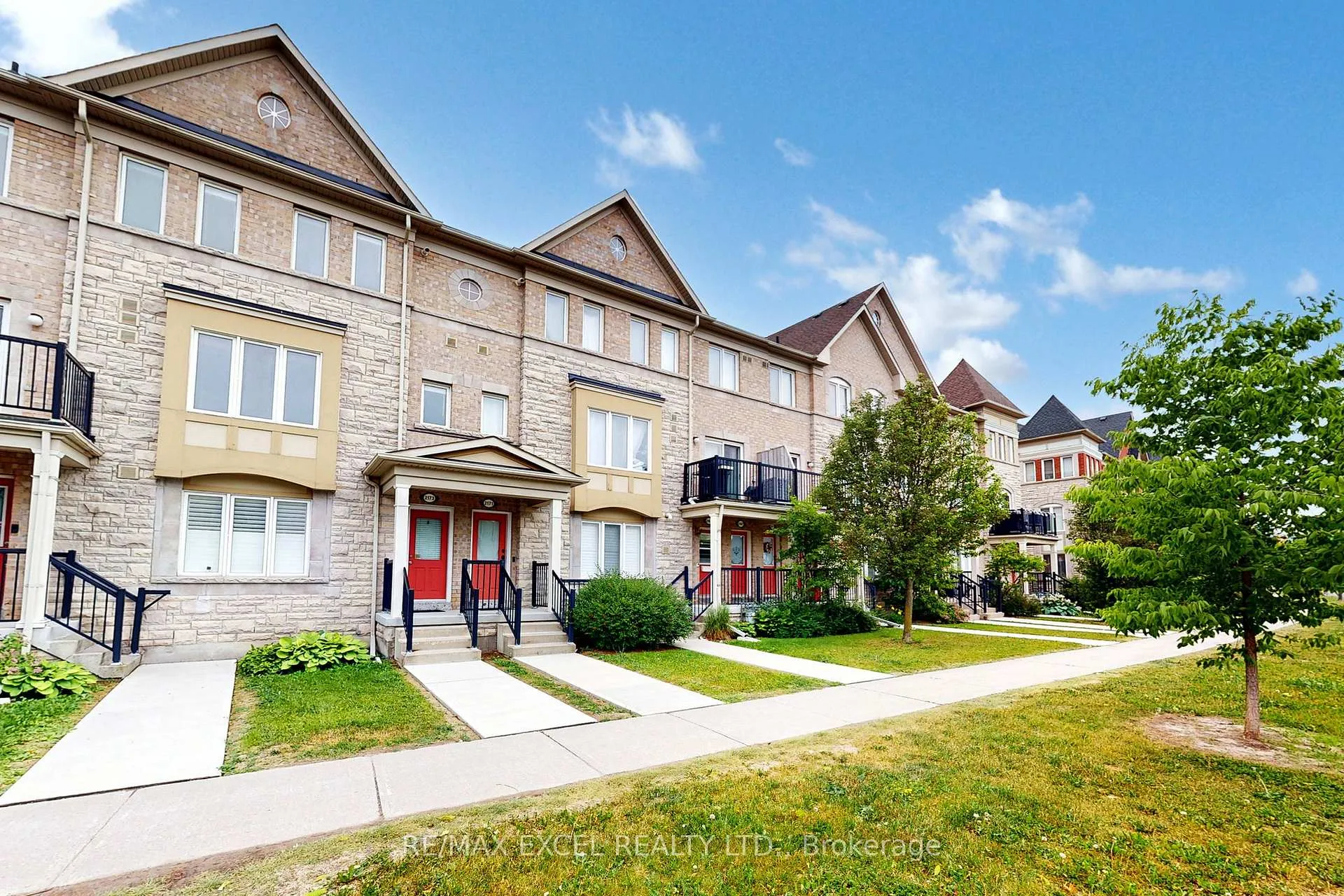 Photo 2 of 2173 Bur Oak Avenue, Markham, Greensborough — HOMEH