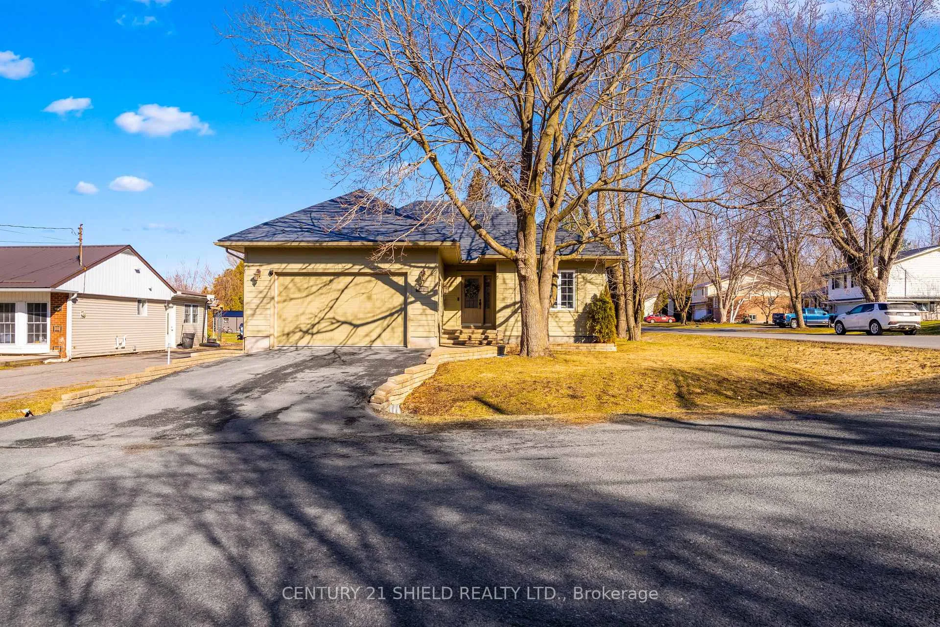 Photo 4 of 728 St Antoine Street, Cornwall — HOMEH